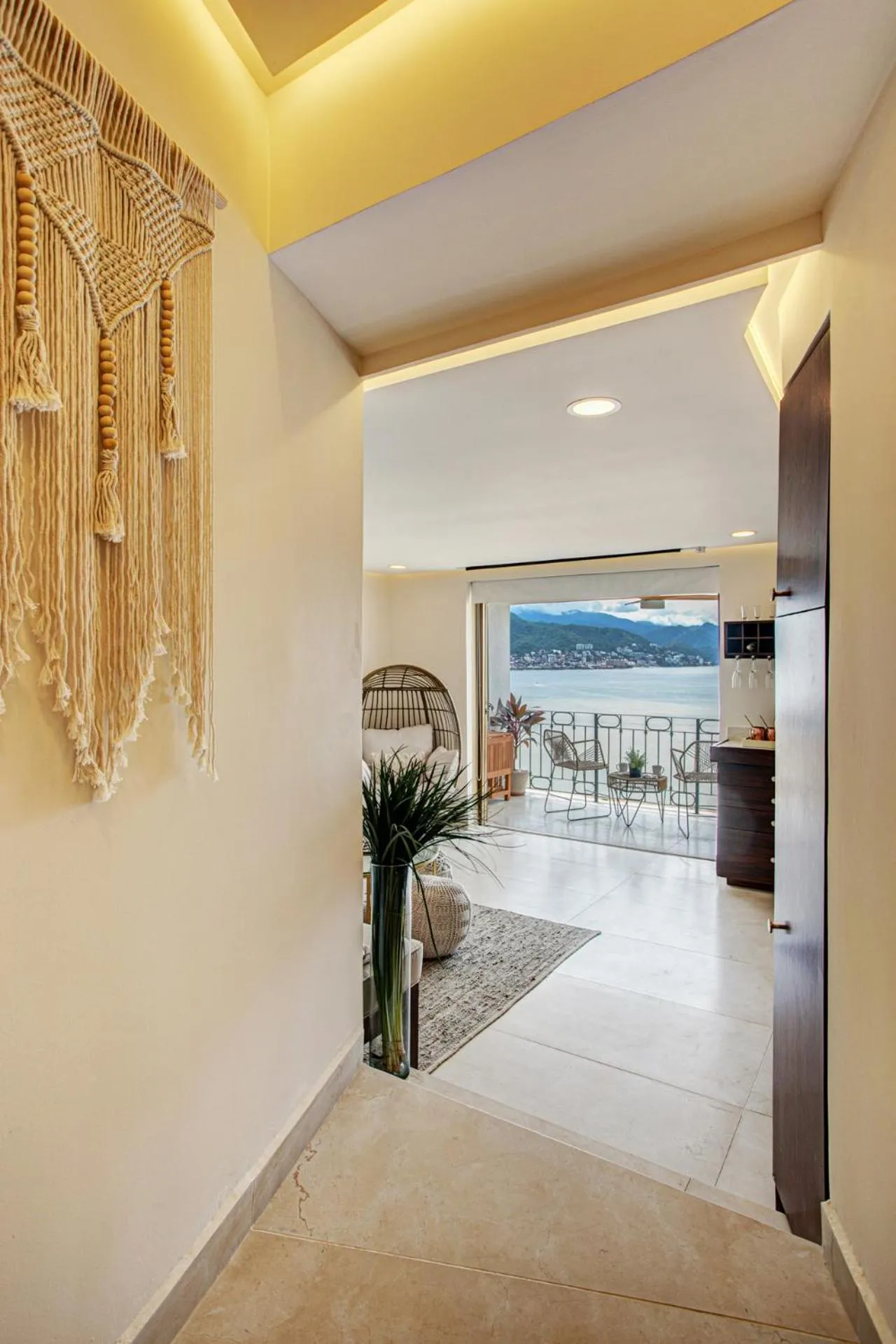 Sunscape Residence Tower