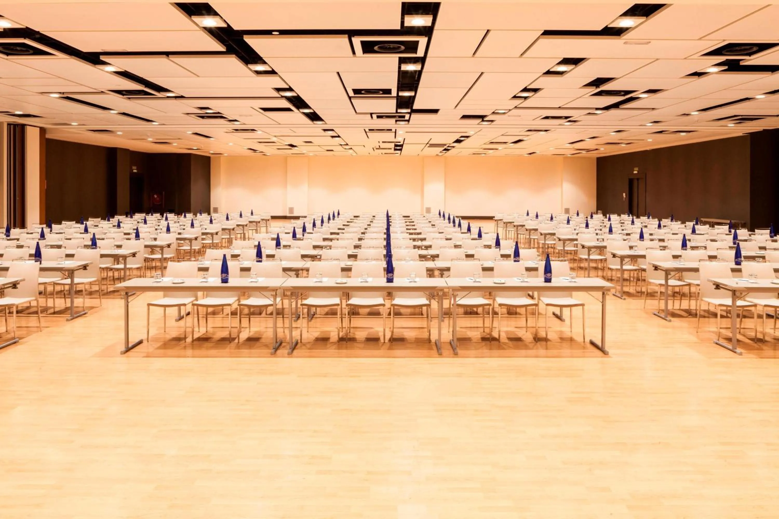 Meeting/conference room in Madrid Marriott Auditorium Hotel & Conference Center