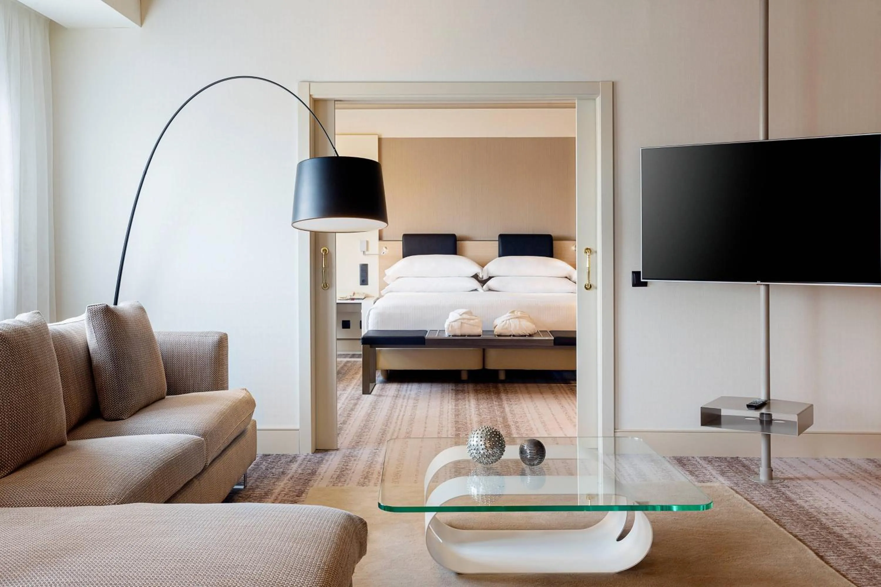 Photo of the whole room, Bed in Madrid Marriott Auditorium Hotel & Conference Center