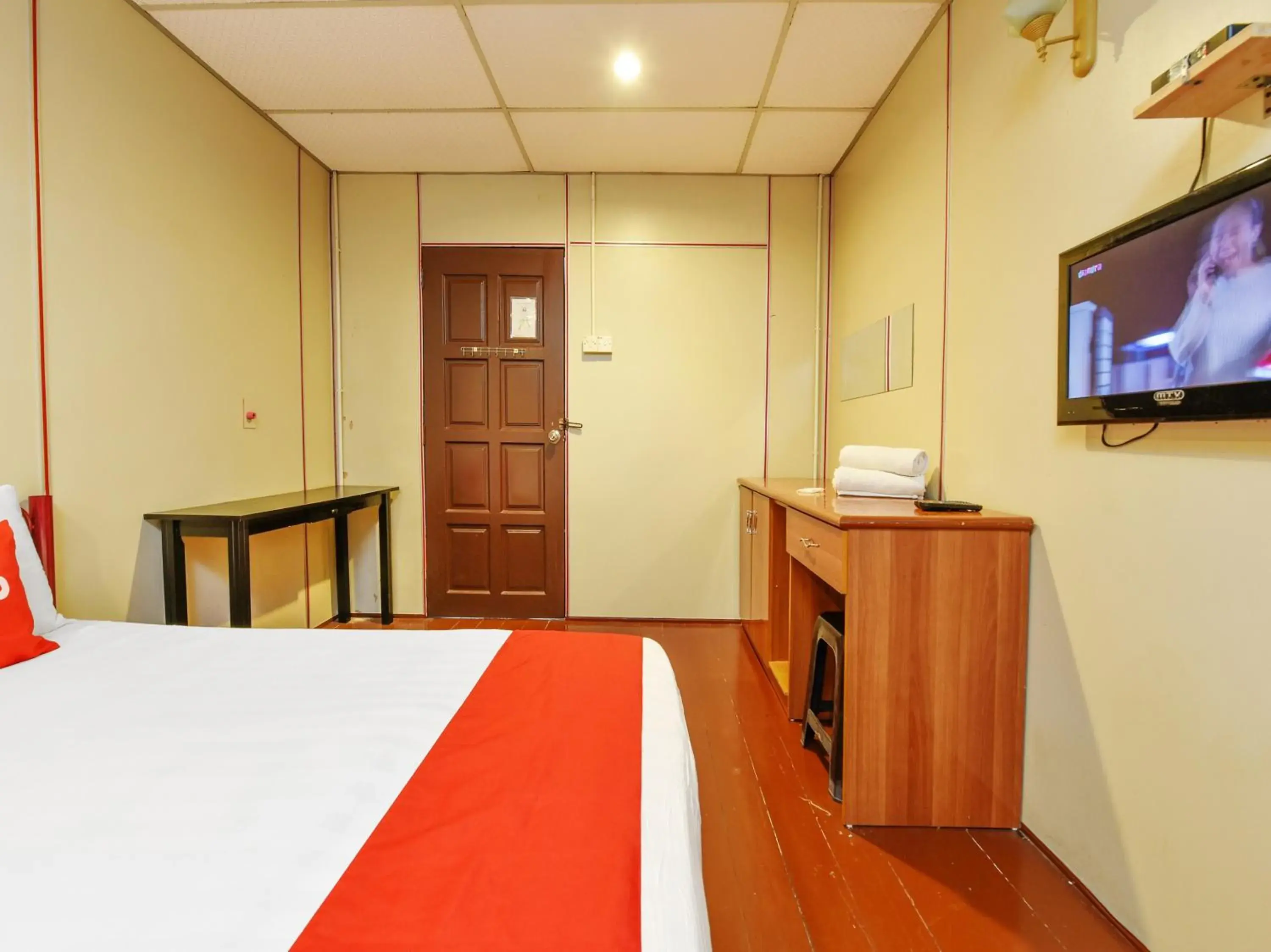 Bedroom, Bed in Hotel O Pulau Ketam Inn Bedroom, Bed in Hotel O Pulau Ketam Inn