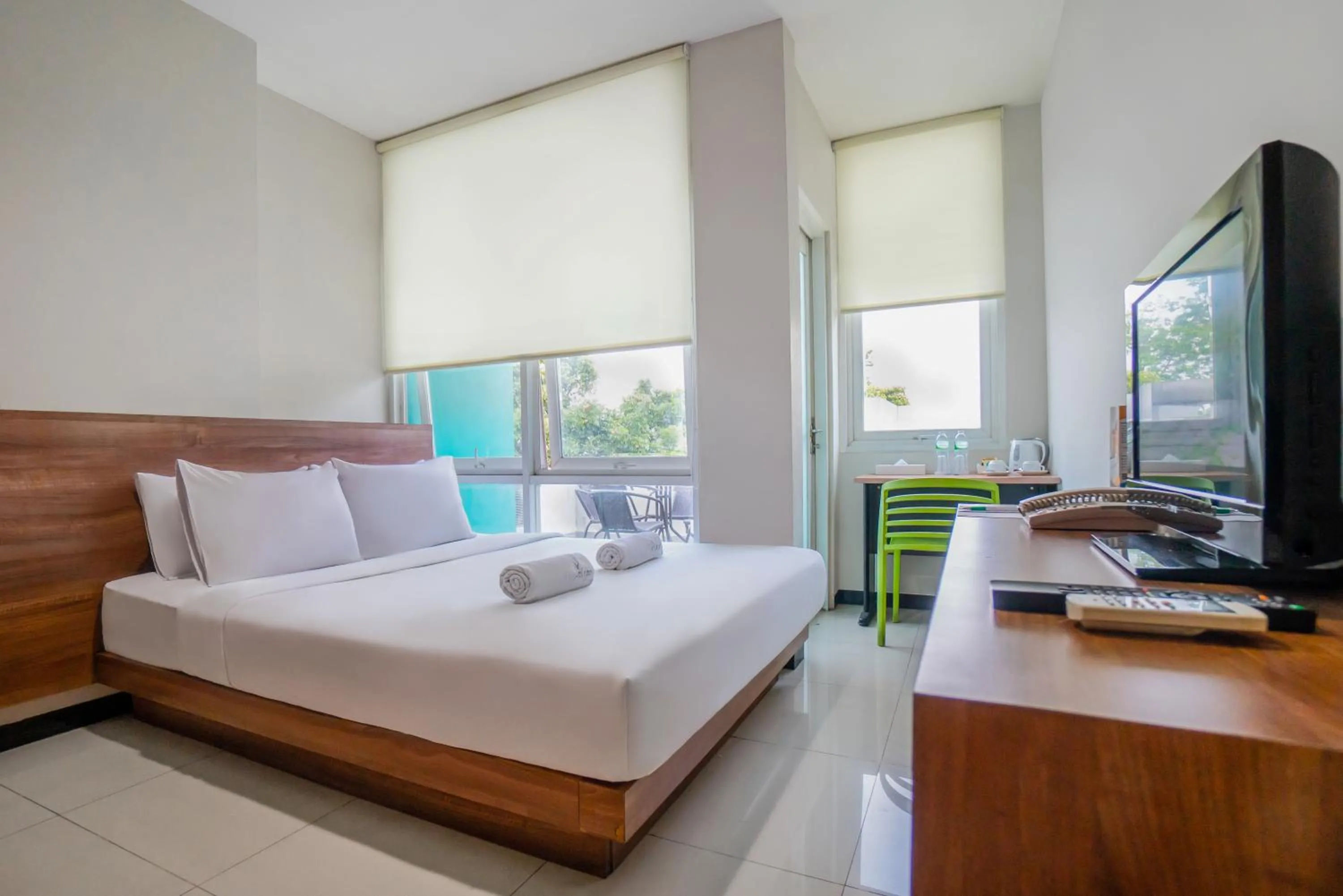 Bed in LeGreen Suite Tebet