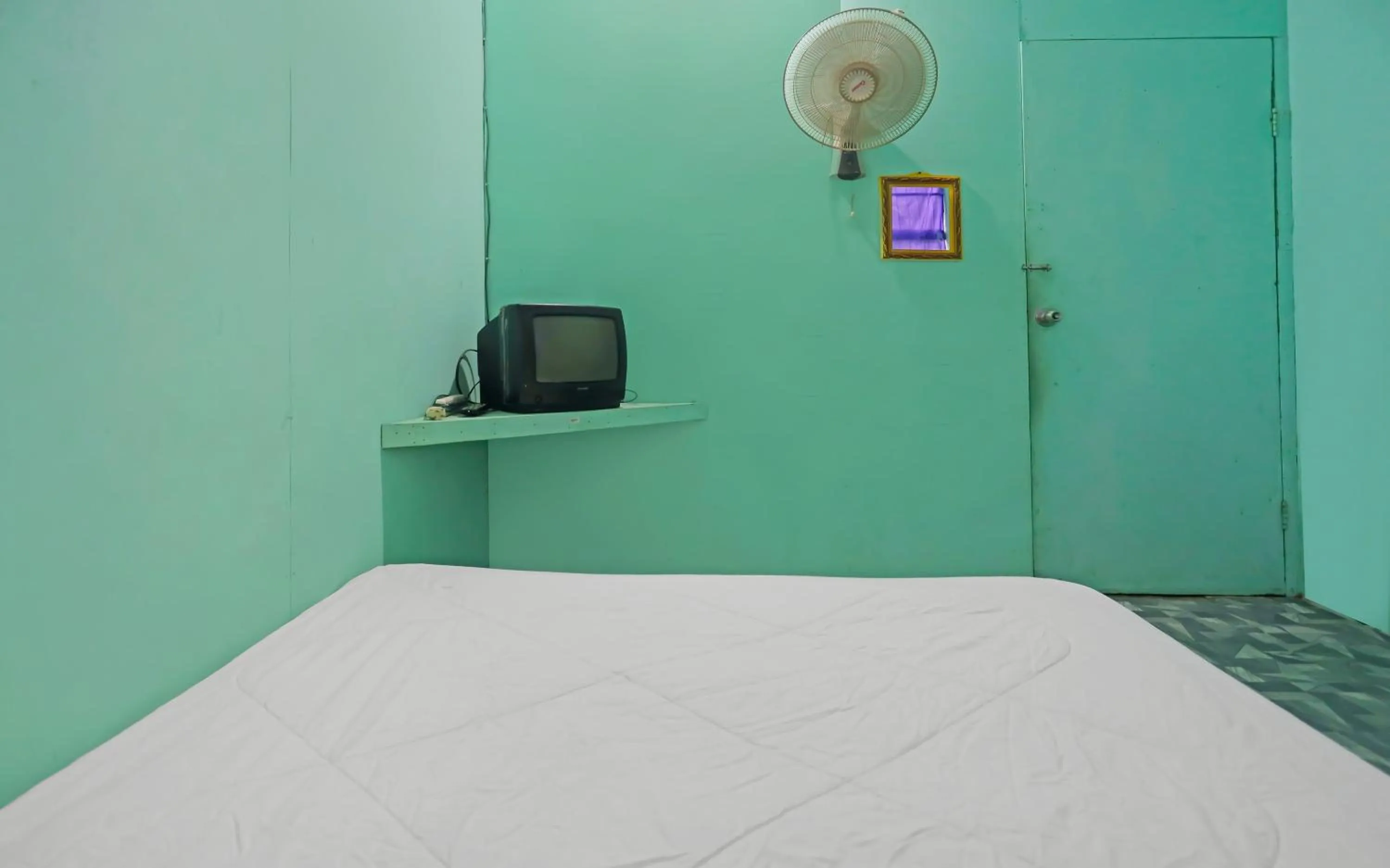 Bedroom, Bed in Hotel O Rani Homestay Syariah