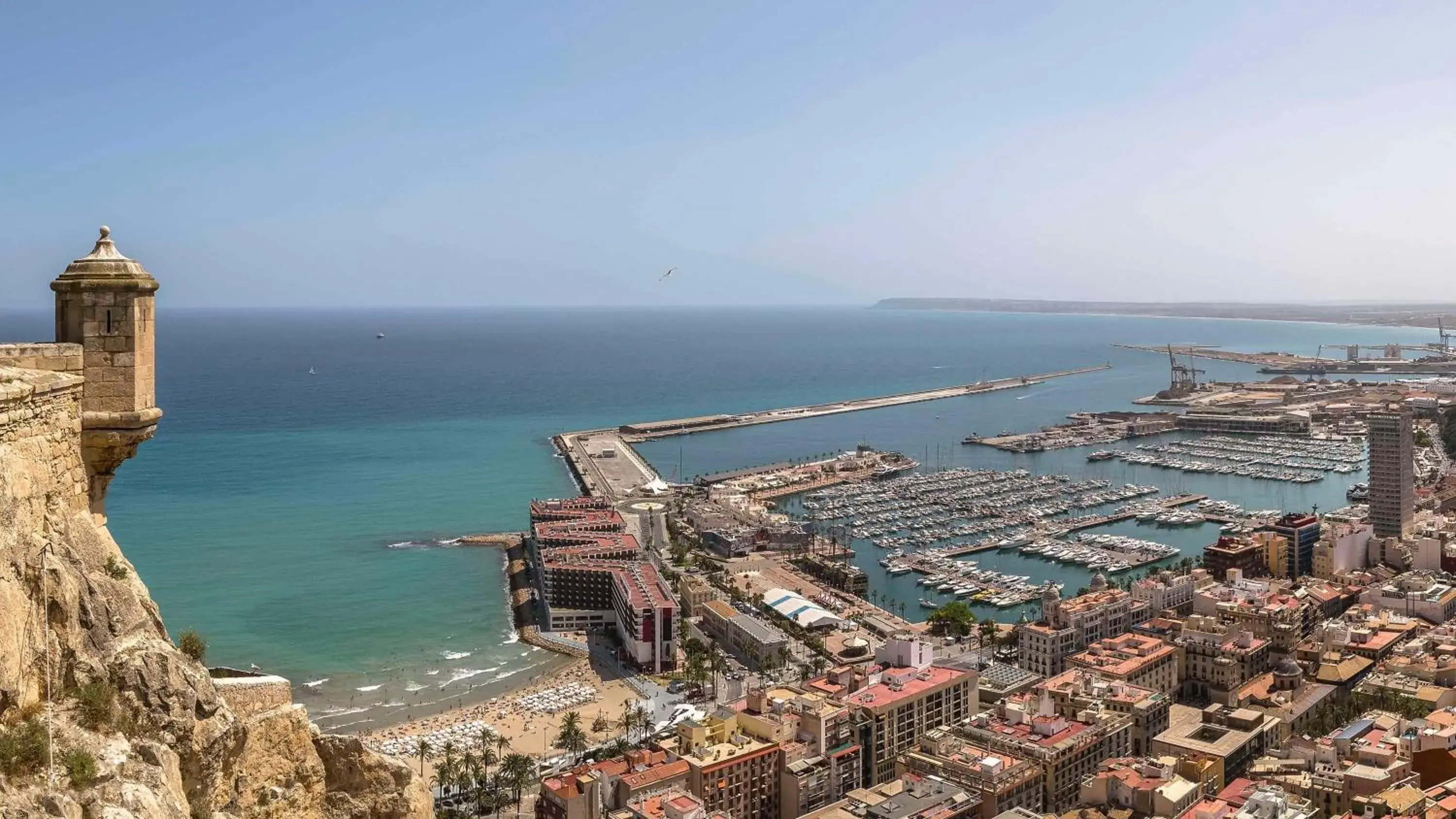 Property building in Occidental Alicante Property building in Occidental Alicante