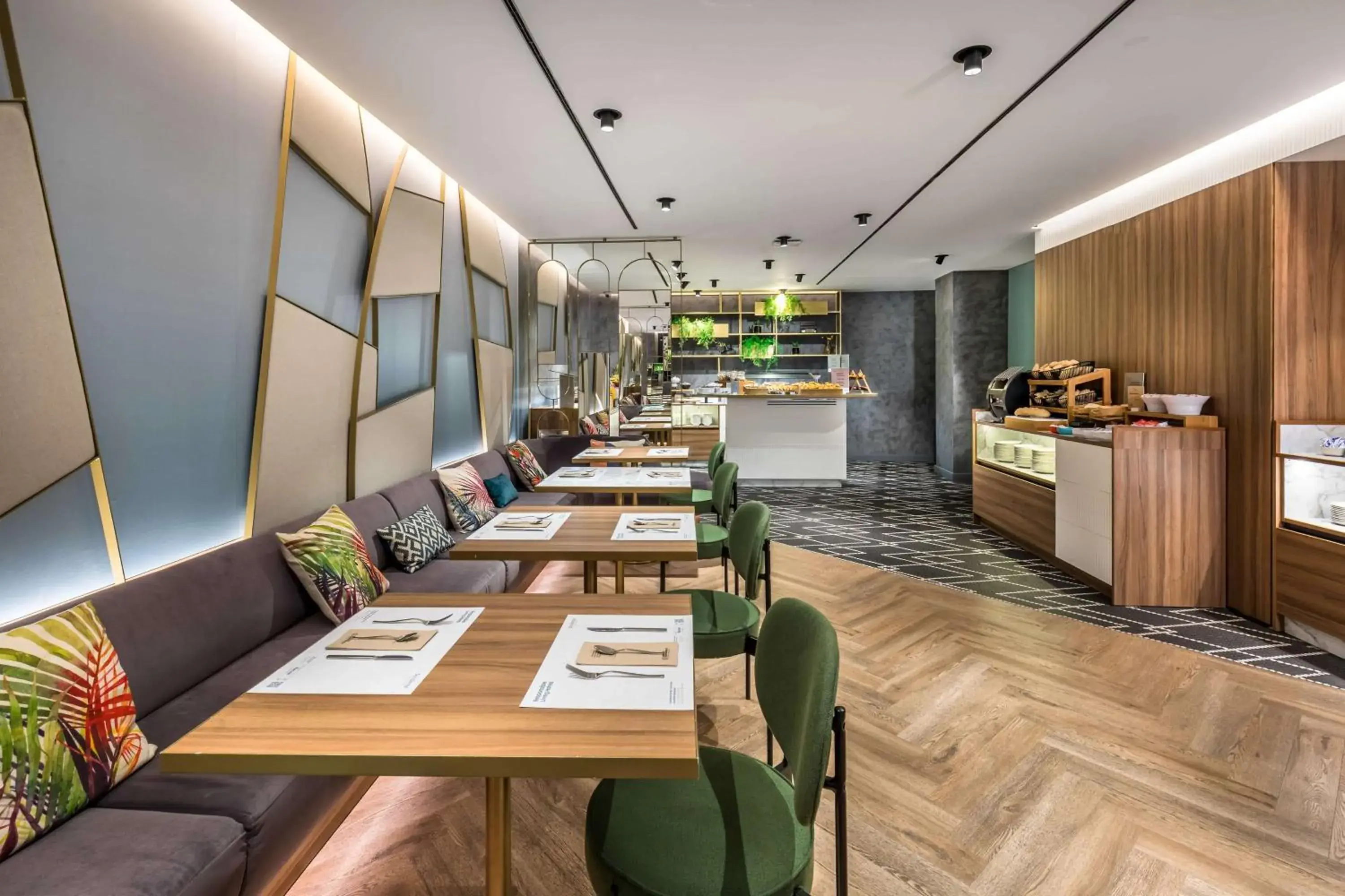 Restaurant/places to eat in Occidental Alicante Restaurant/places to eat in Occidental Alicante