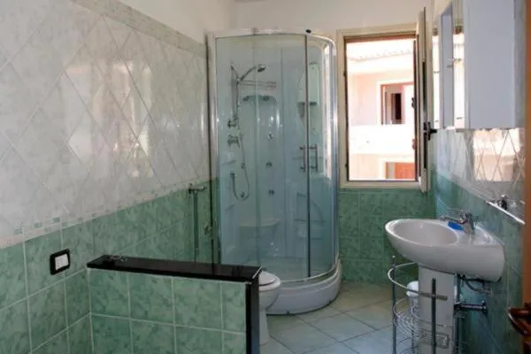 Shower in B&B Alloggi Buonasera