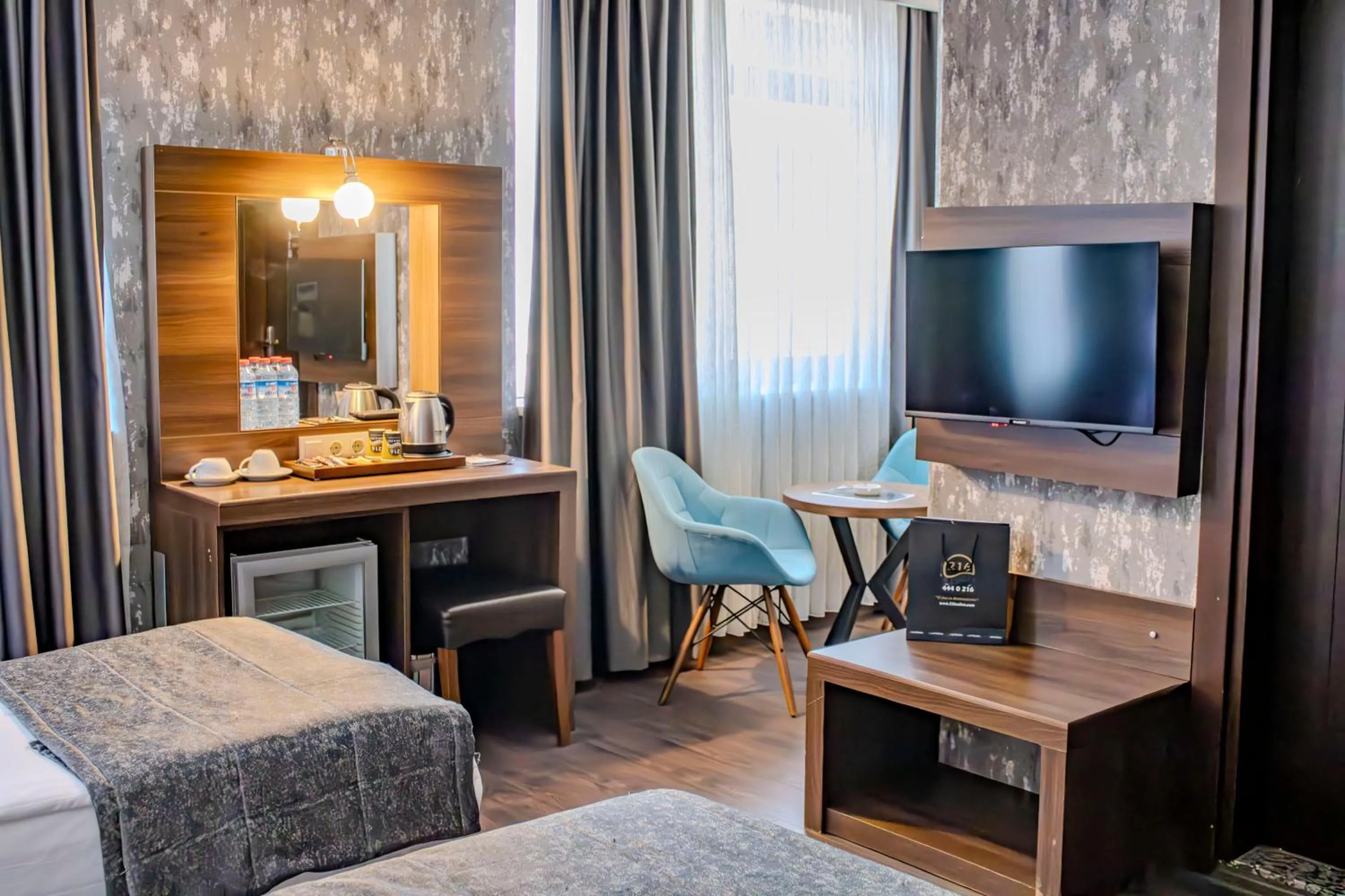 Bed in Ma City Hotel