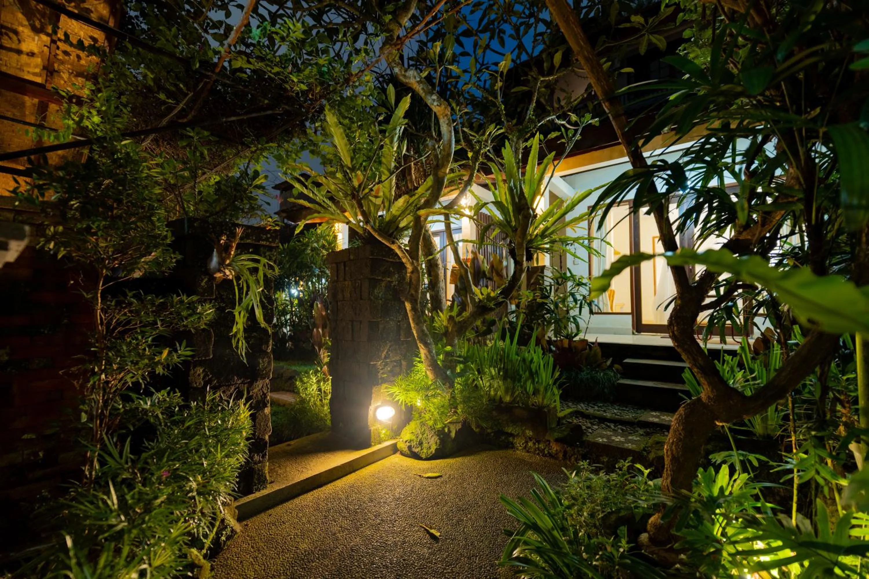 Facade/entrance in Desak Putu Putra Hidden