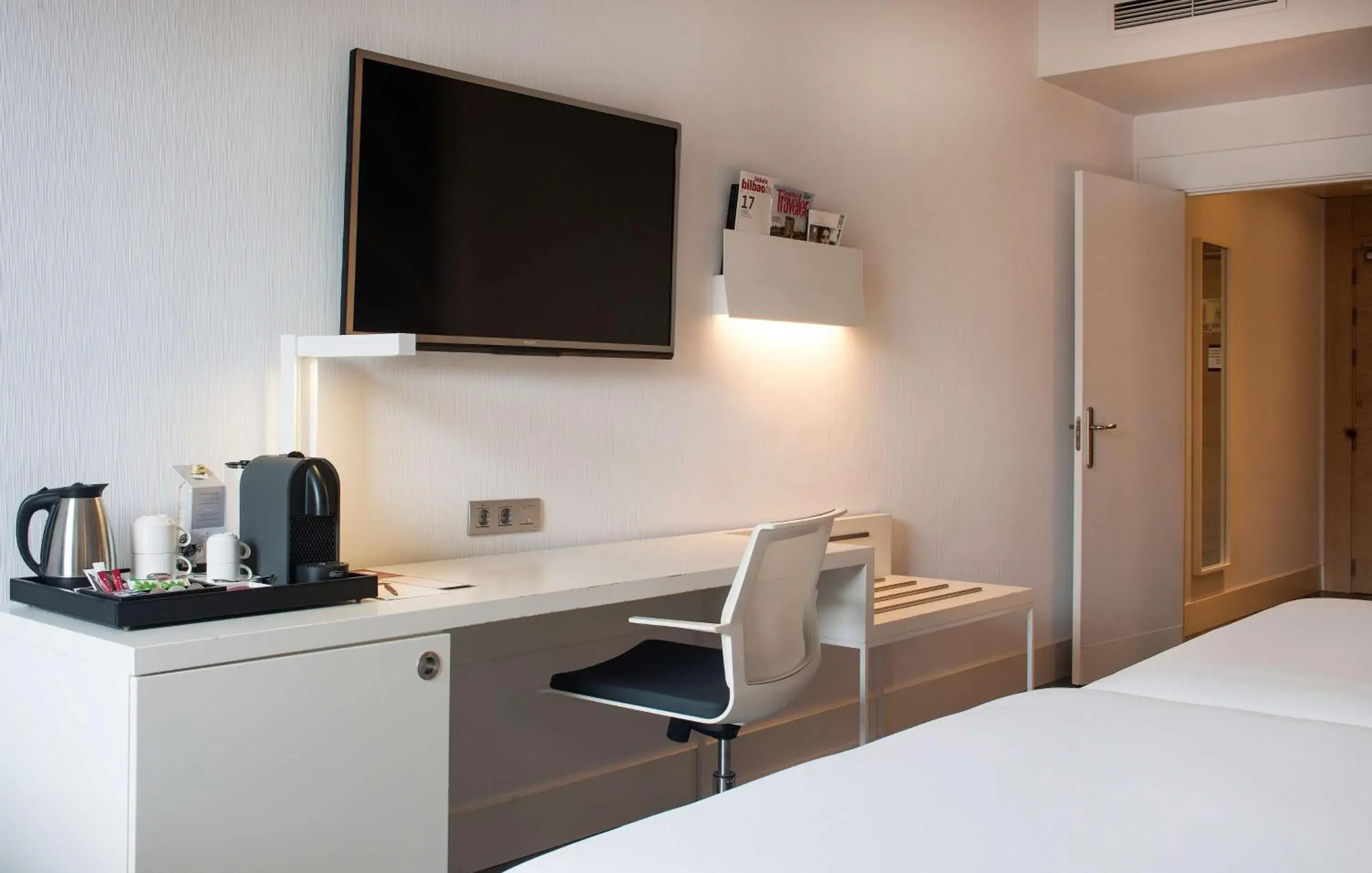 Photo of the whole room, Bed in NH Collection Villa de Bilbao Photo of the whole room, Bed in NH Collection Villa de Bilbao