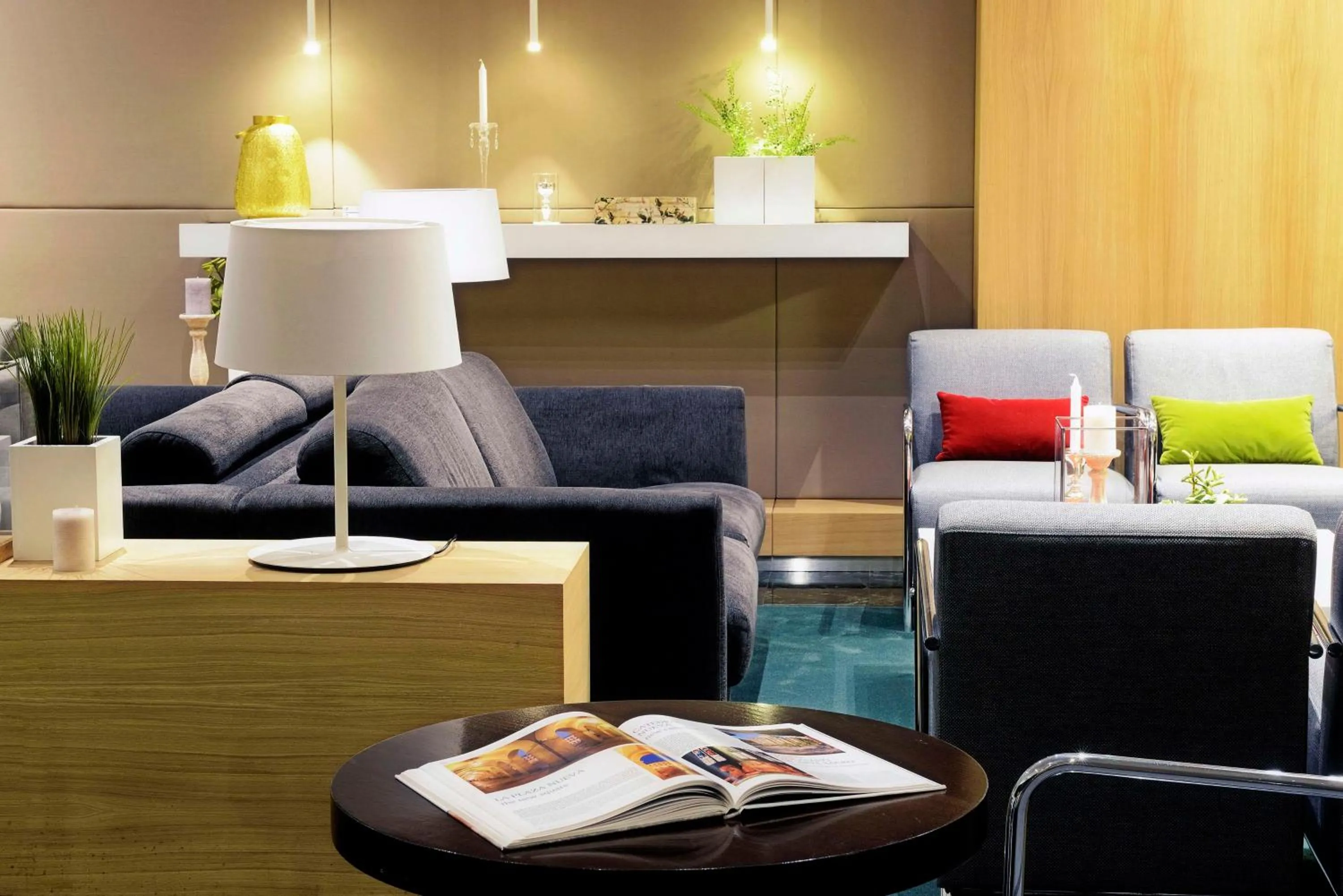 Lobby or reception in NH Collection Villa de Bilbao