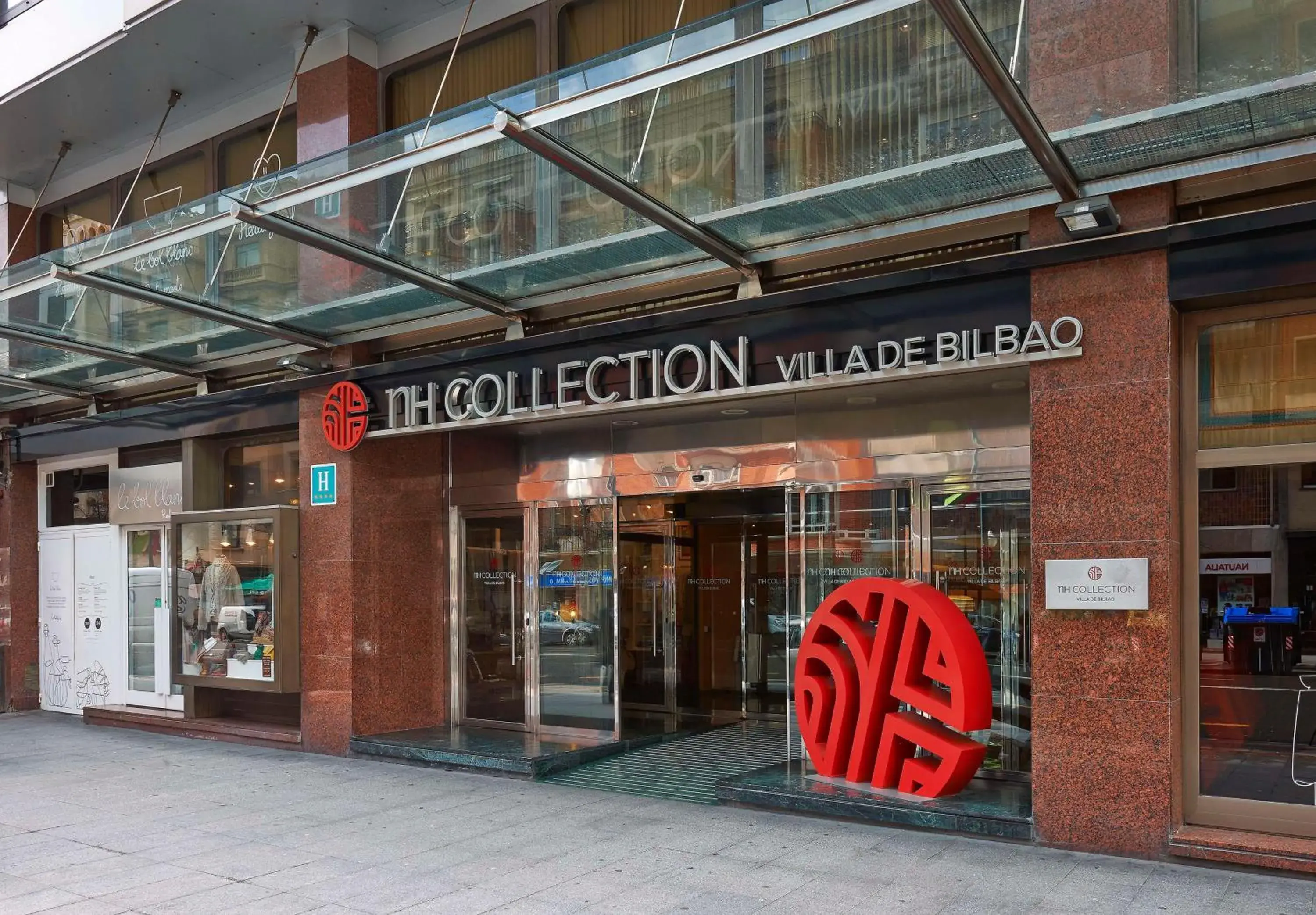 Property building in NH Collection Villa de Bilbao Property building in NH Collection Villa de Bilbao