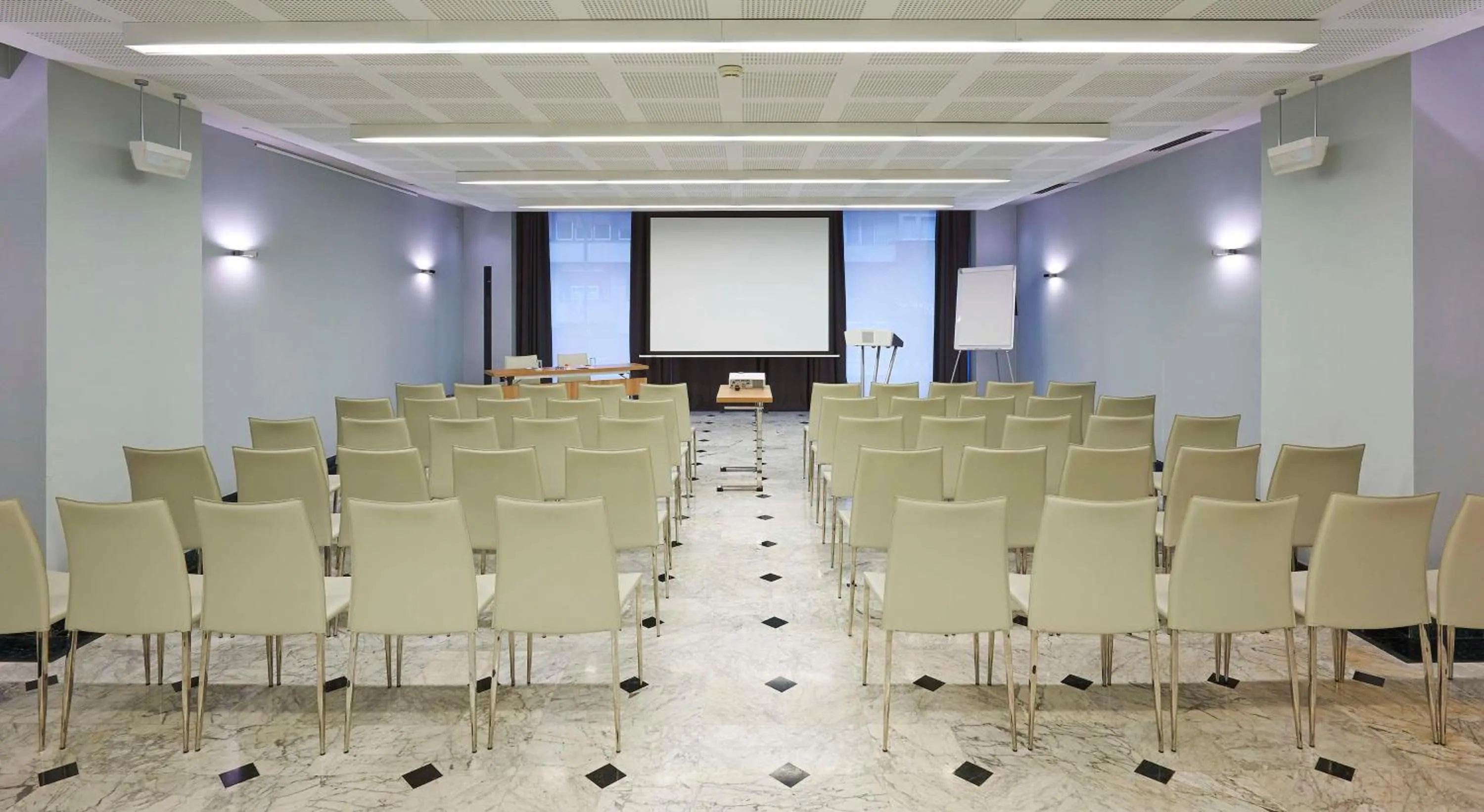 Meeting/conference room in NH Collection Villa de Bilbao
