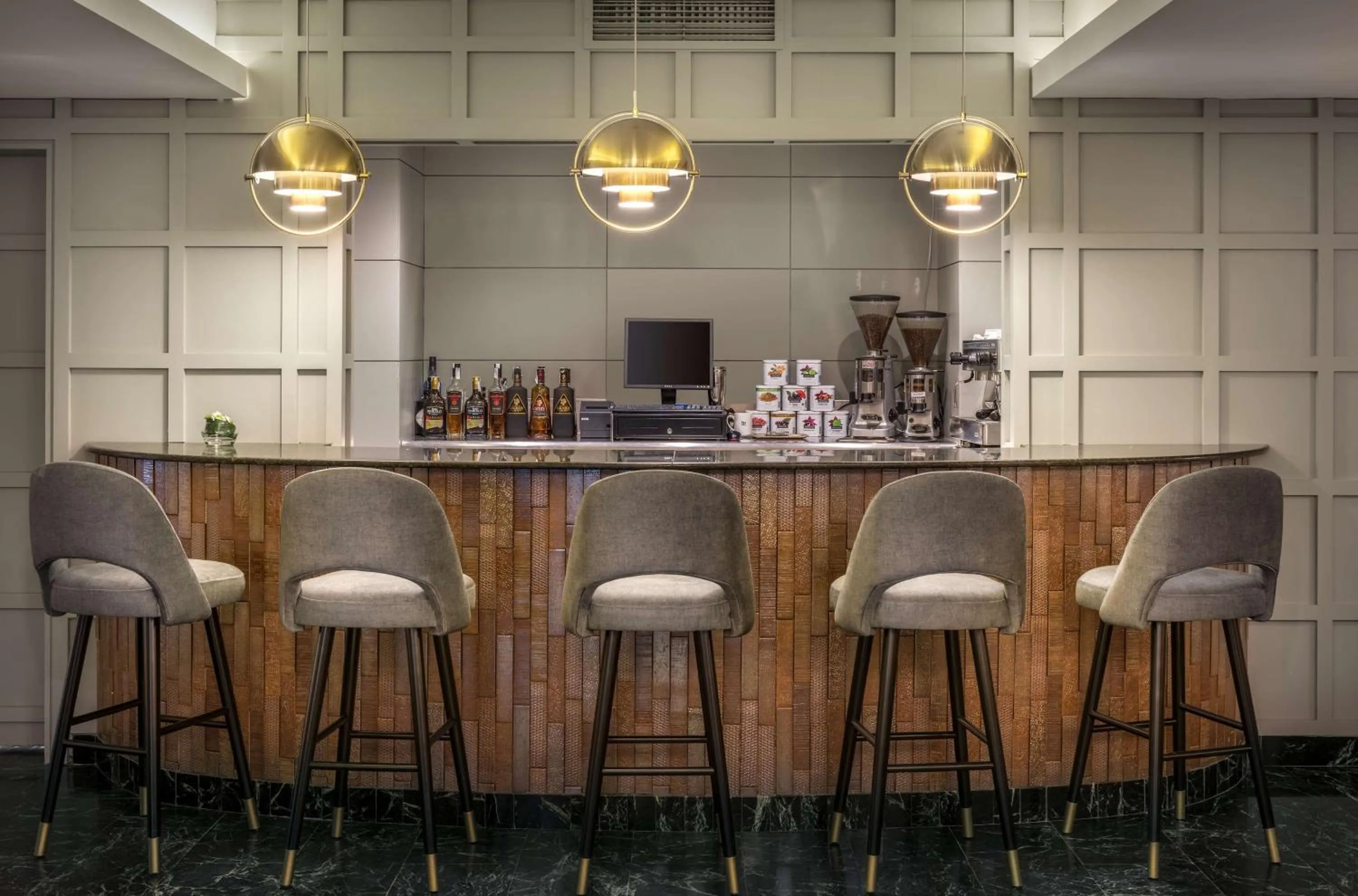 Lounge or bar in NH Collection Salamanca Palacio de Castellanos