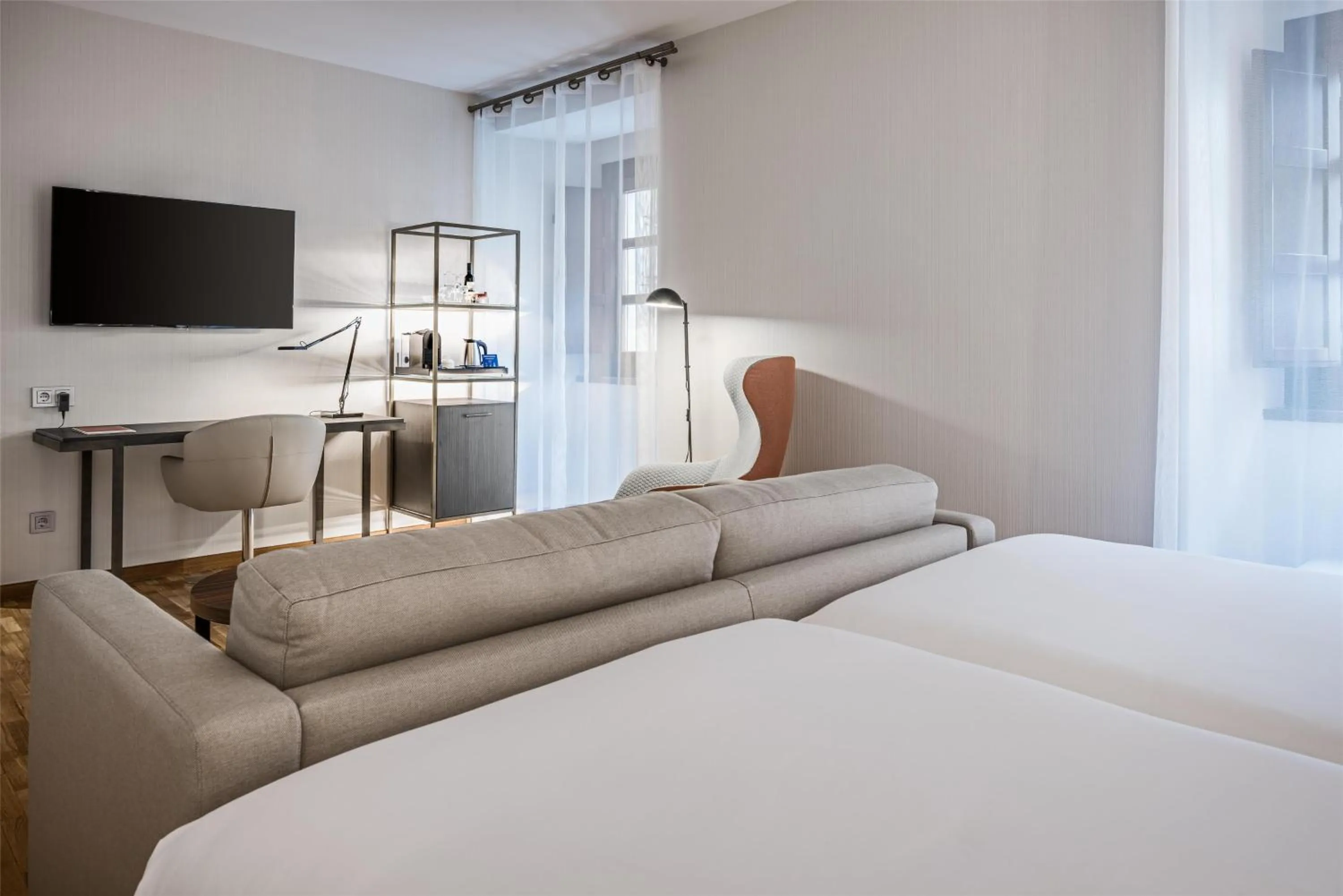 Bedroom, Bed in NH Collection Salamanca Palacio de Castellanos