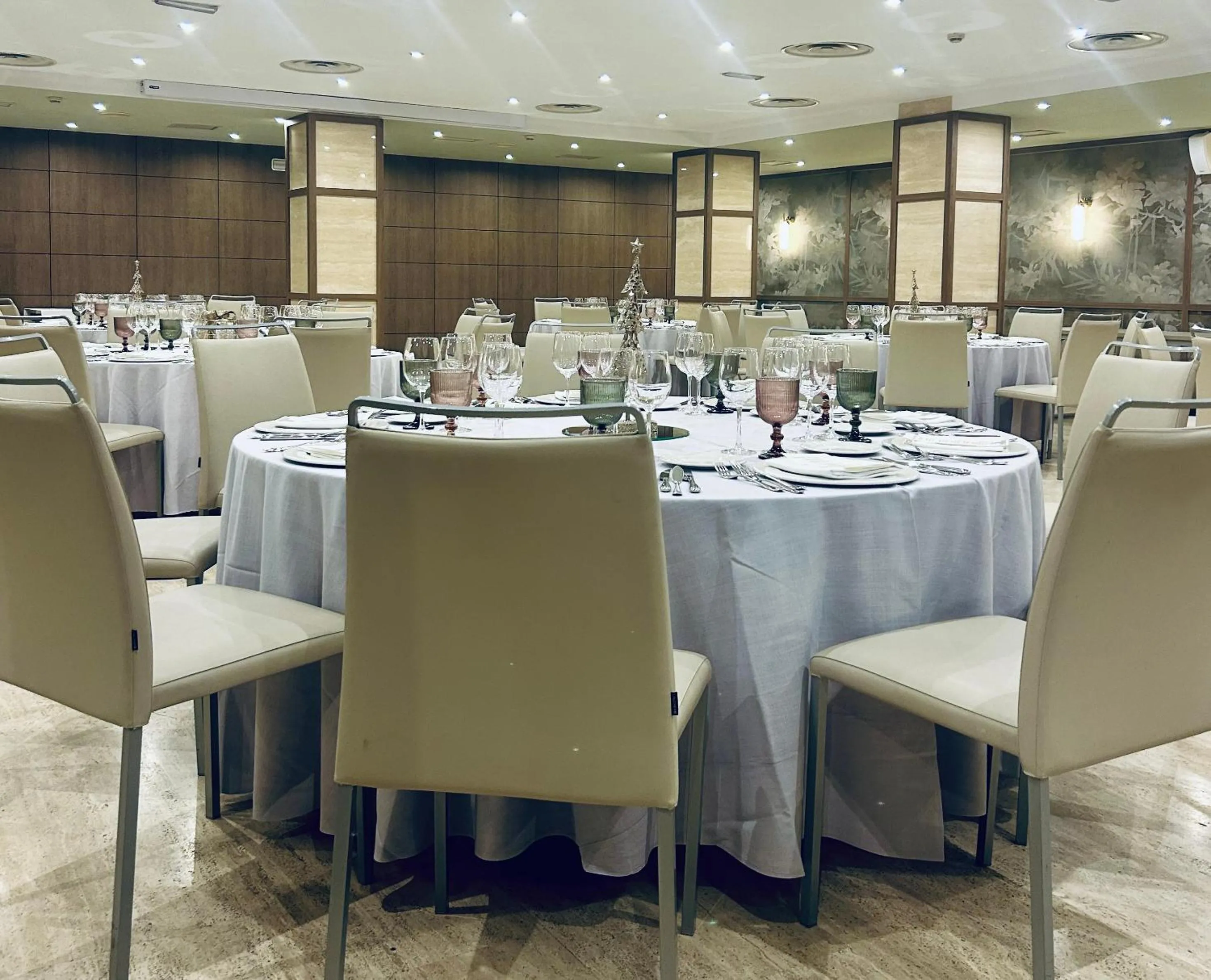 Meeting/conference room in NH Collection Salamanca Palacio de Castellanos