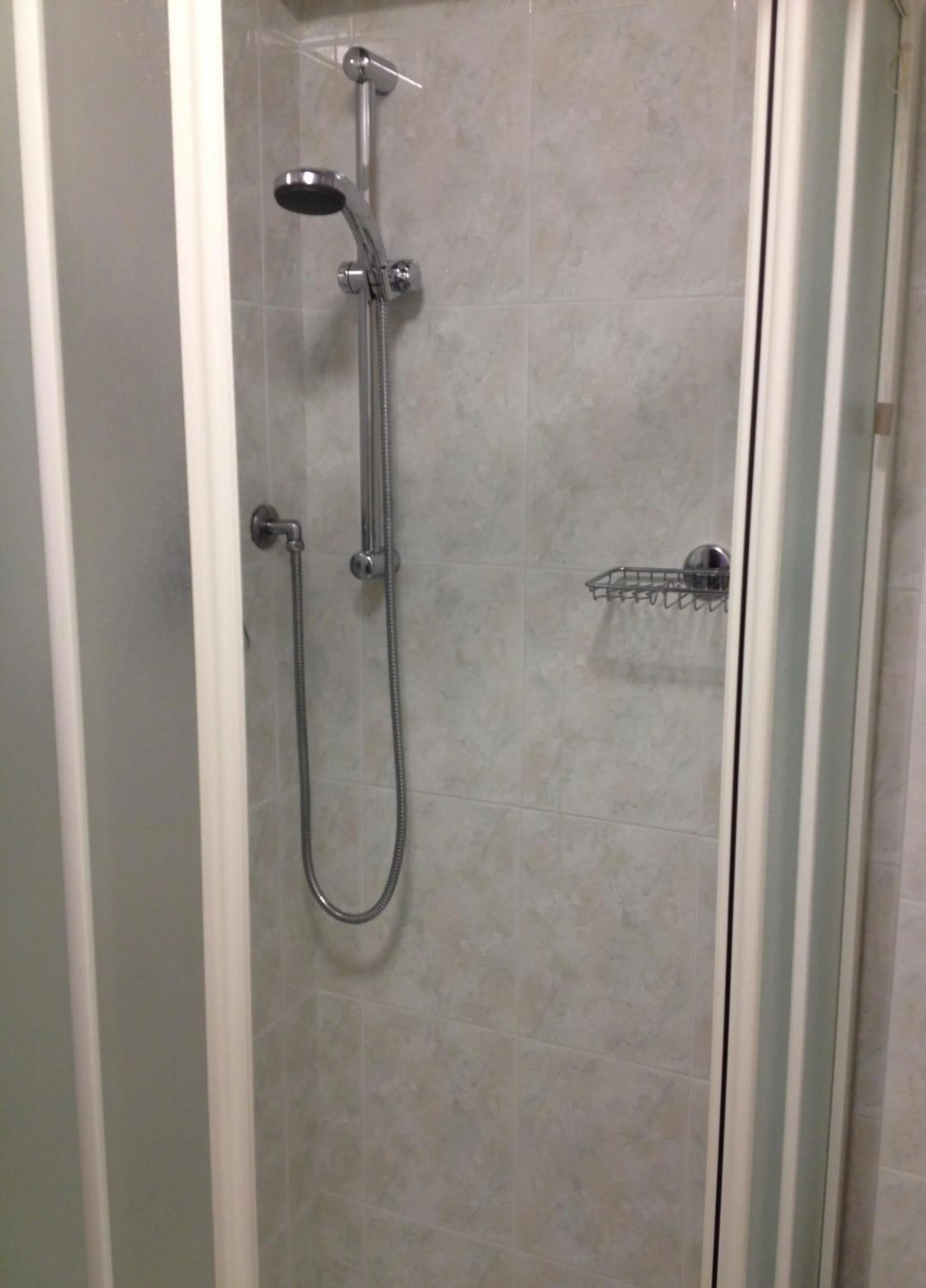 Shower in Hotel Mareblu