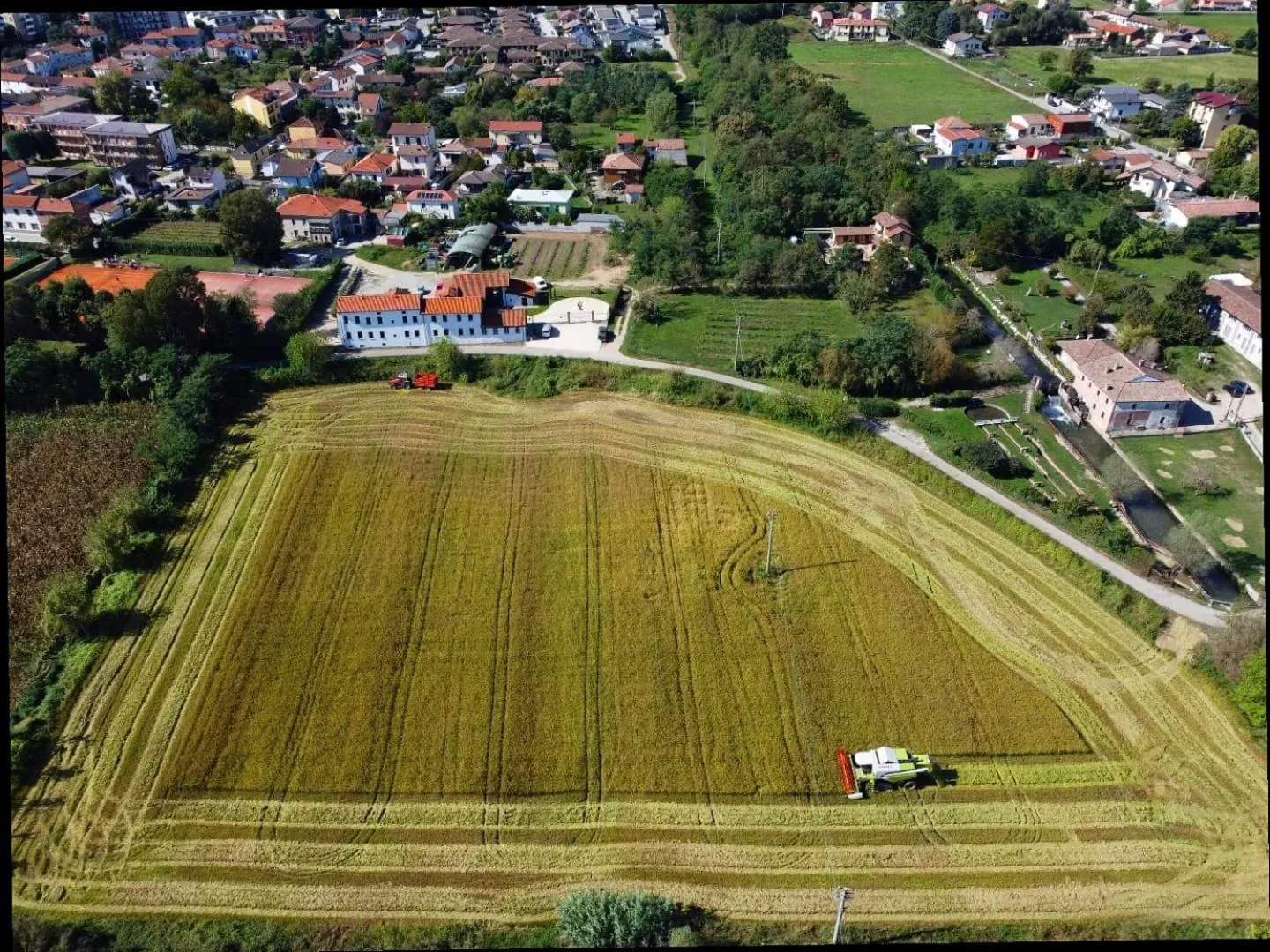 Property building in Cascina Mora Bassa