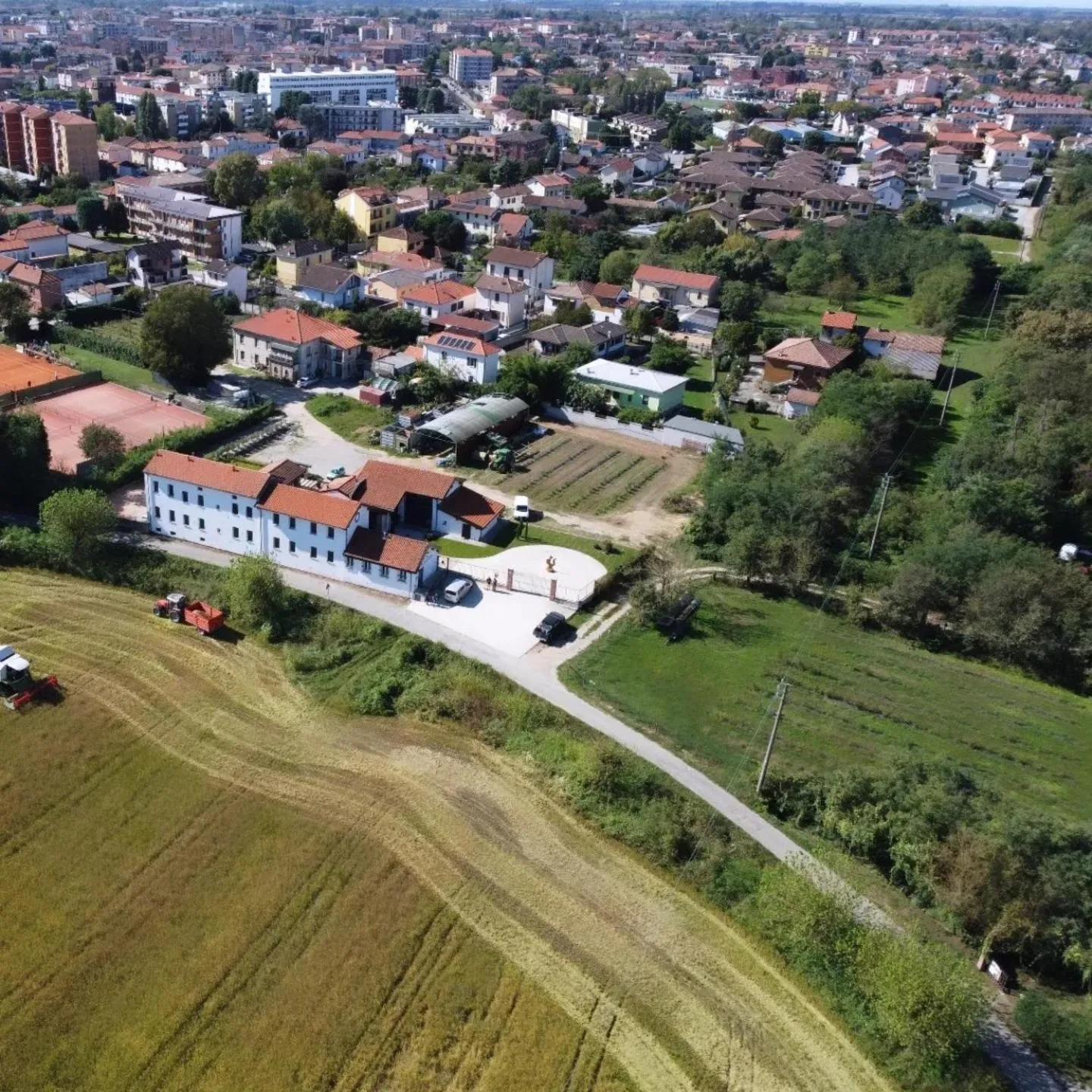 Property building in Cascina Mora Bassa