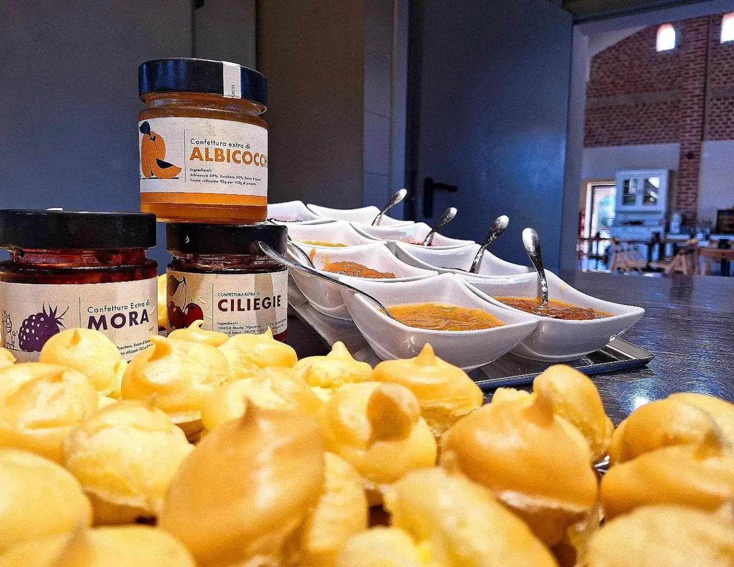 Italian breakfast in Cascina Mora Bassa