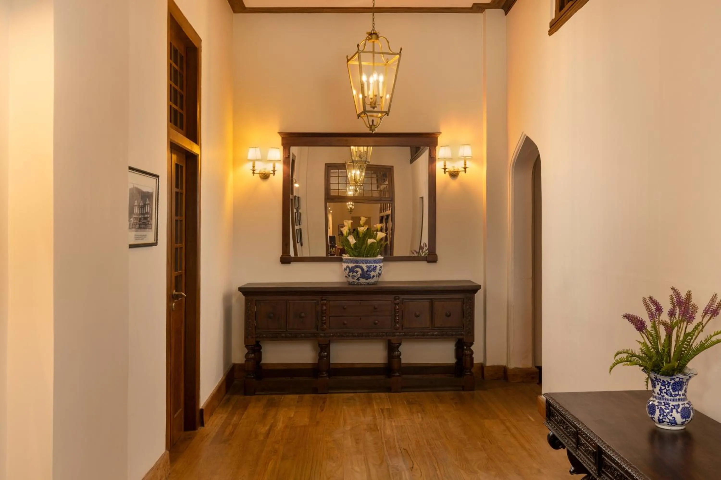 Area and facilities in The Hill Club