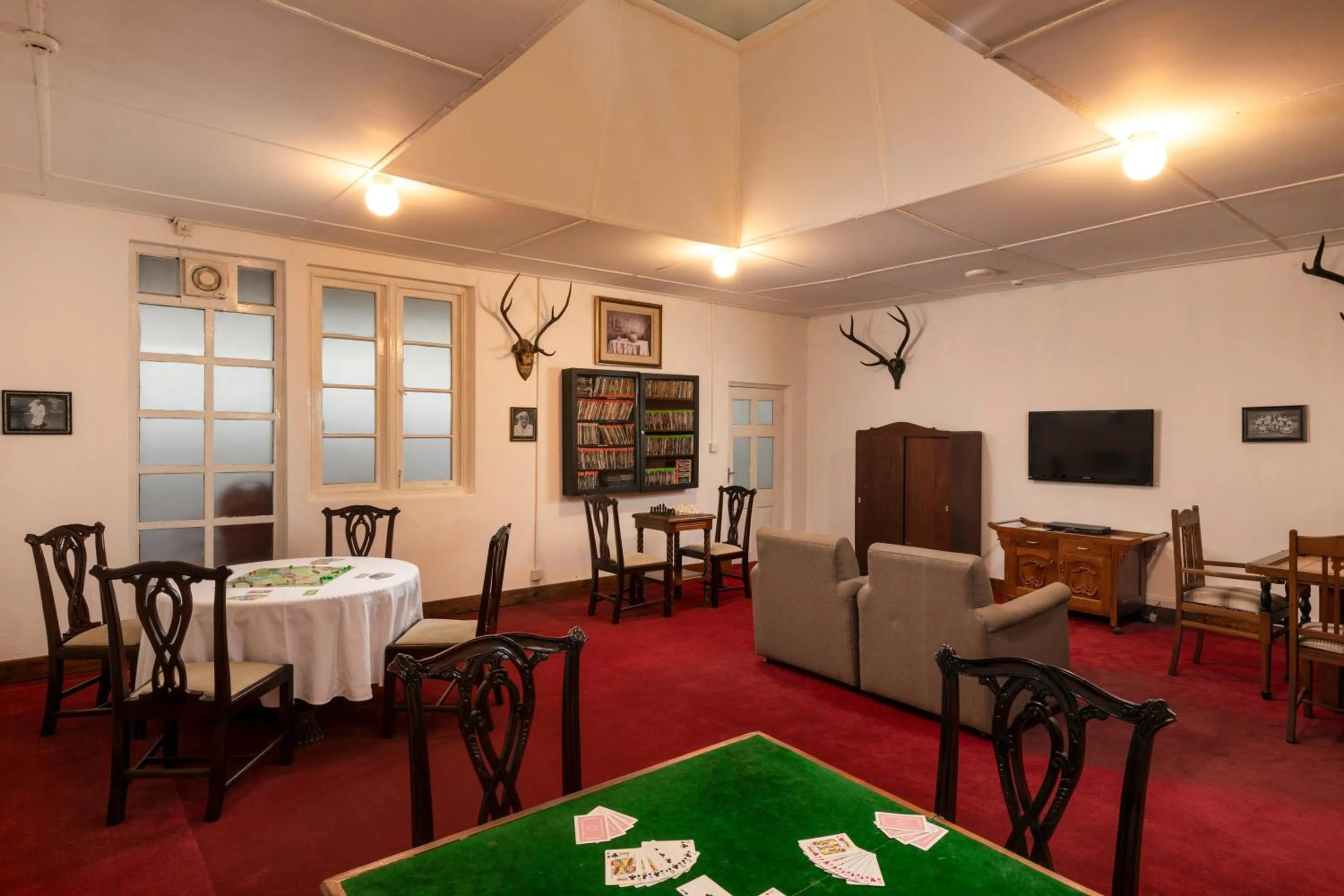 Communal lounge/ TV room in The Hill Club