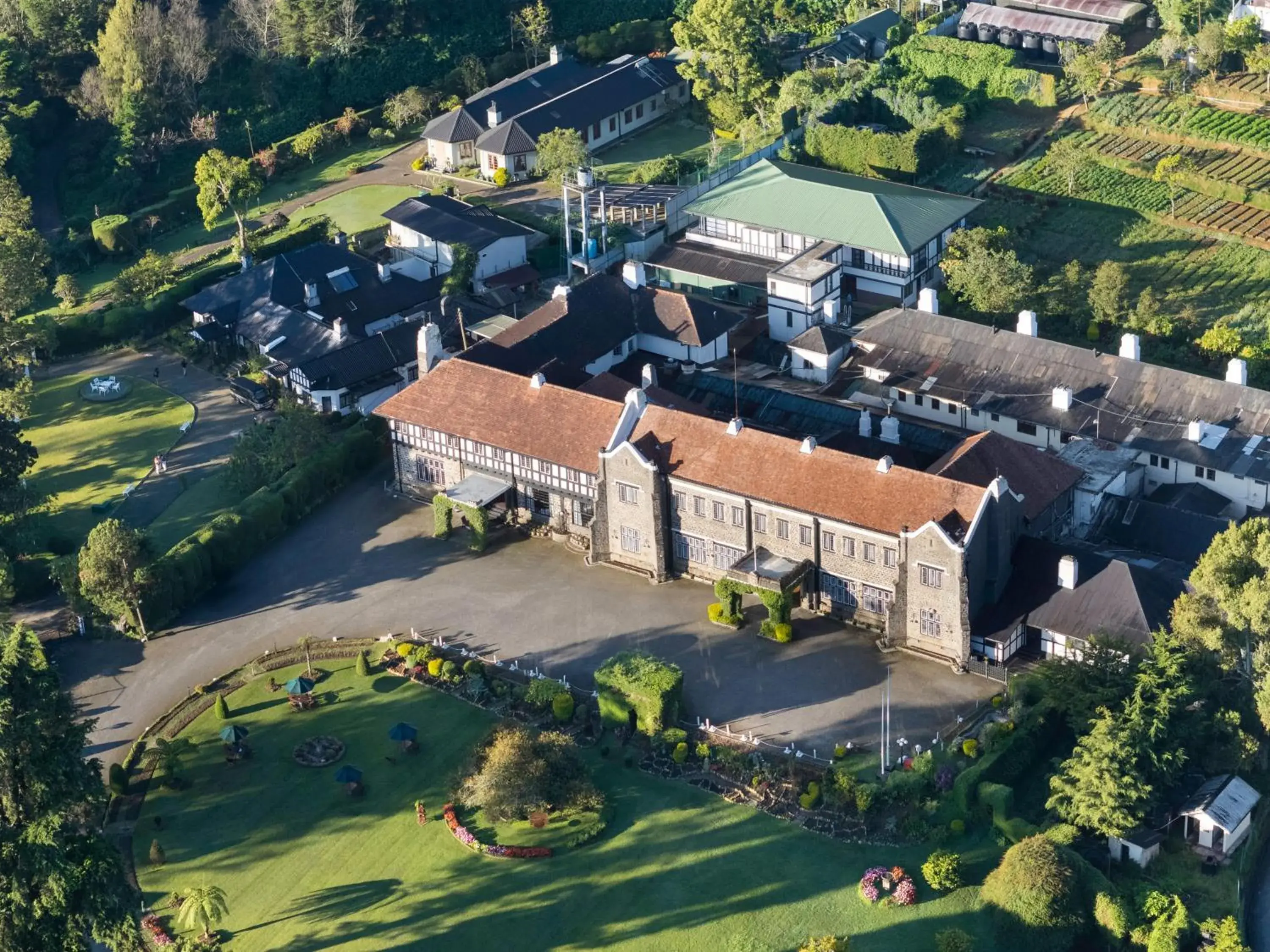 Bird's eye view in The Hill Club Bird's eye view in The Hill Club