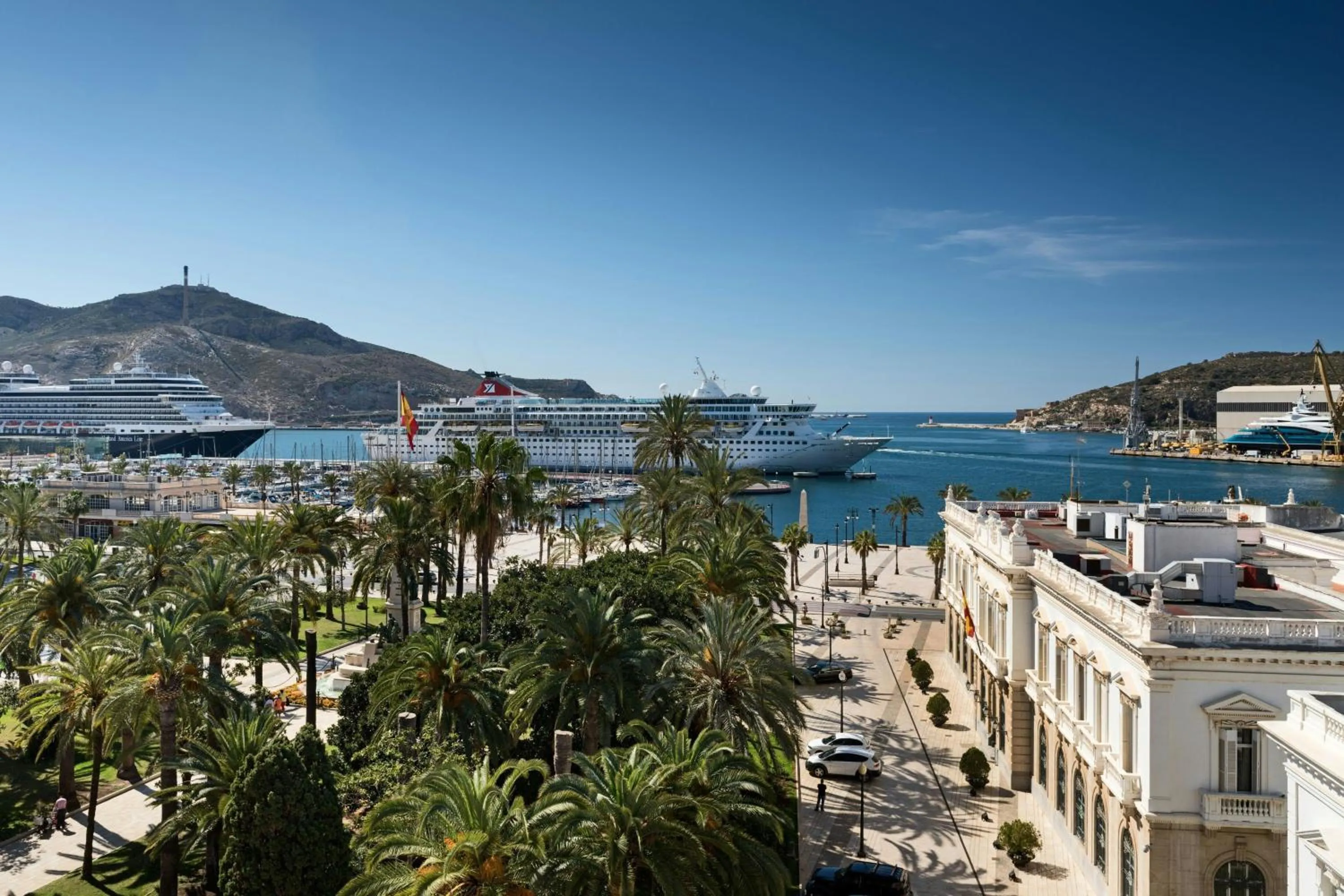 Photo of the whole room in AC Hotel by Marriott Cartagena