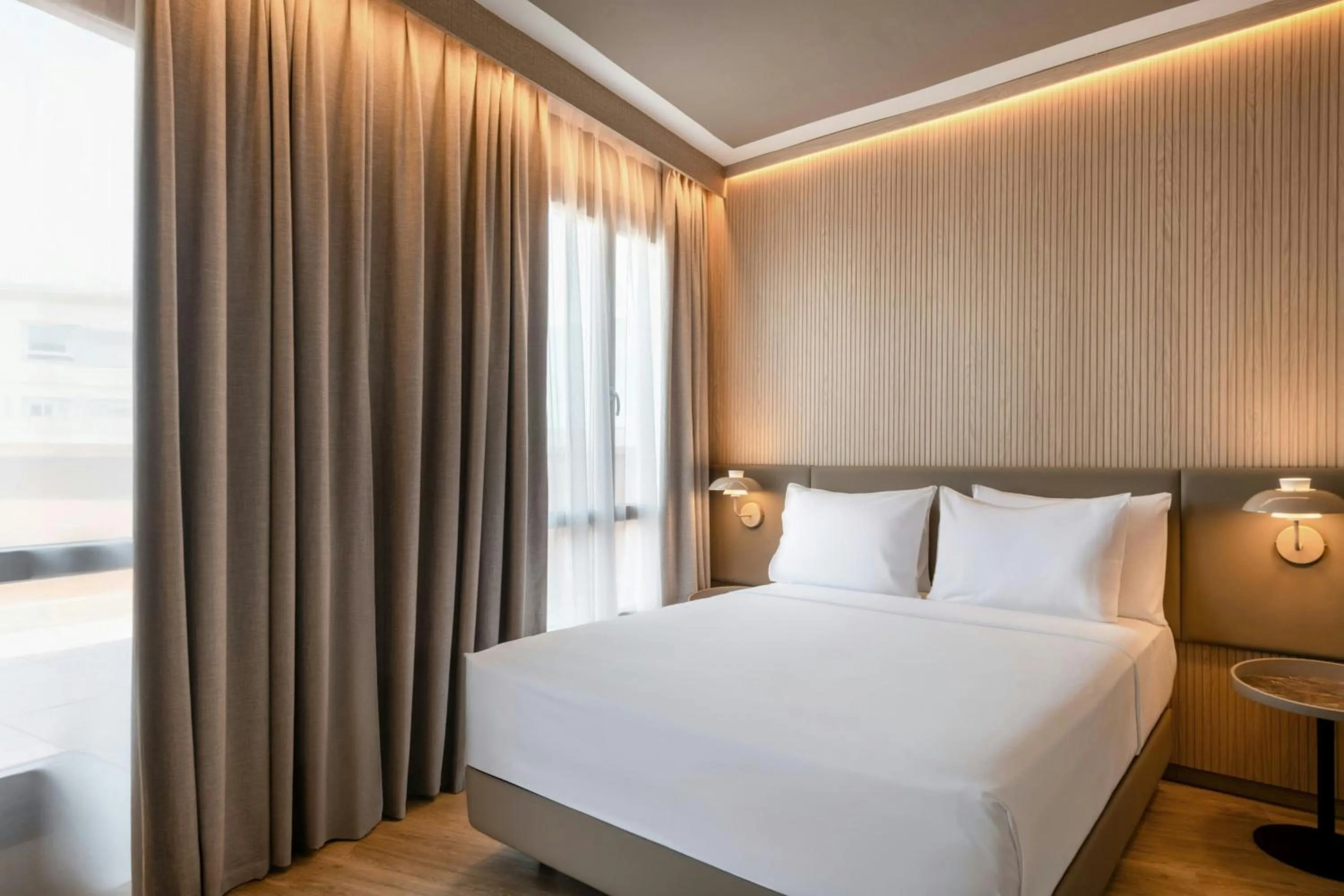 Photo of the whole room, Bed in AC Hotel by Marriott Cartagena