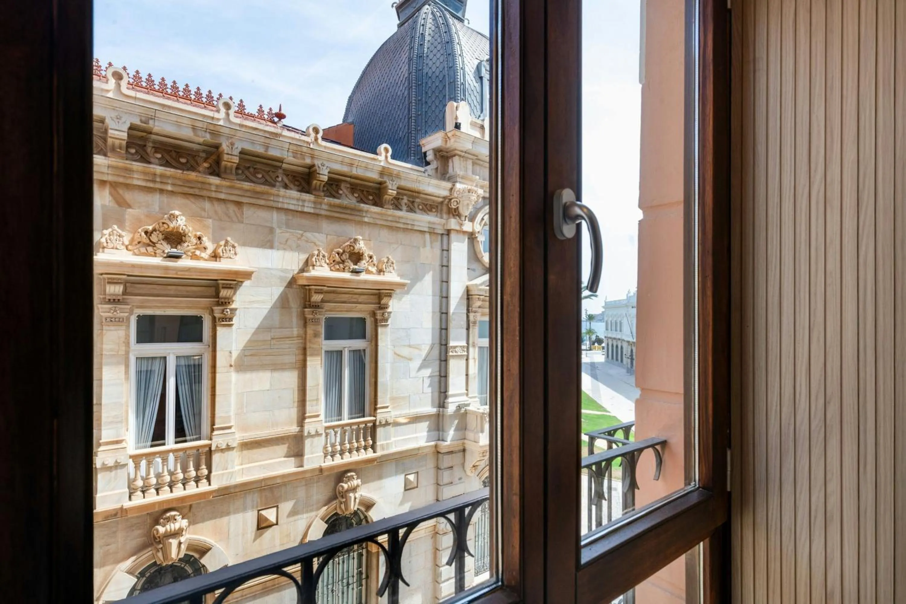Photo of the whole room in AC Hotel by Marriott Cartagena