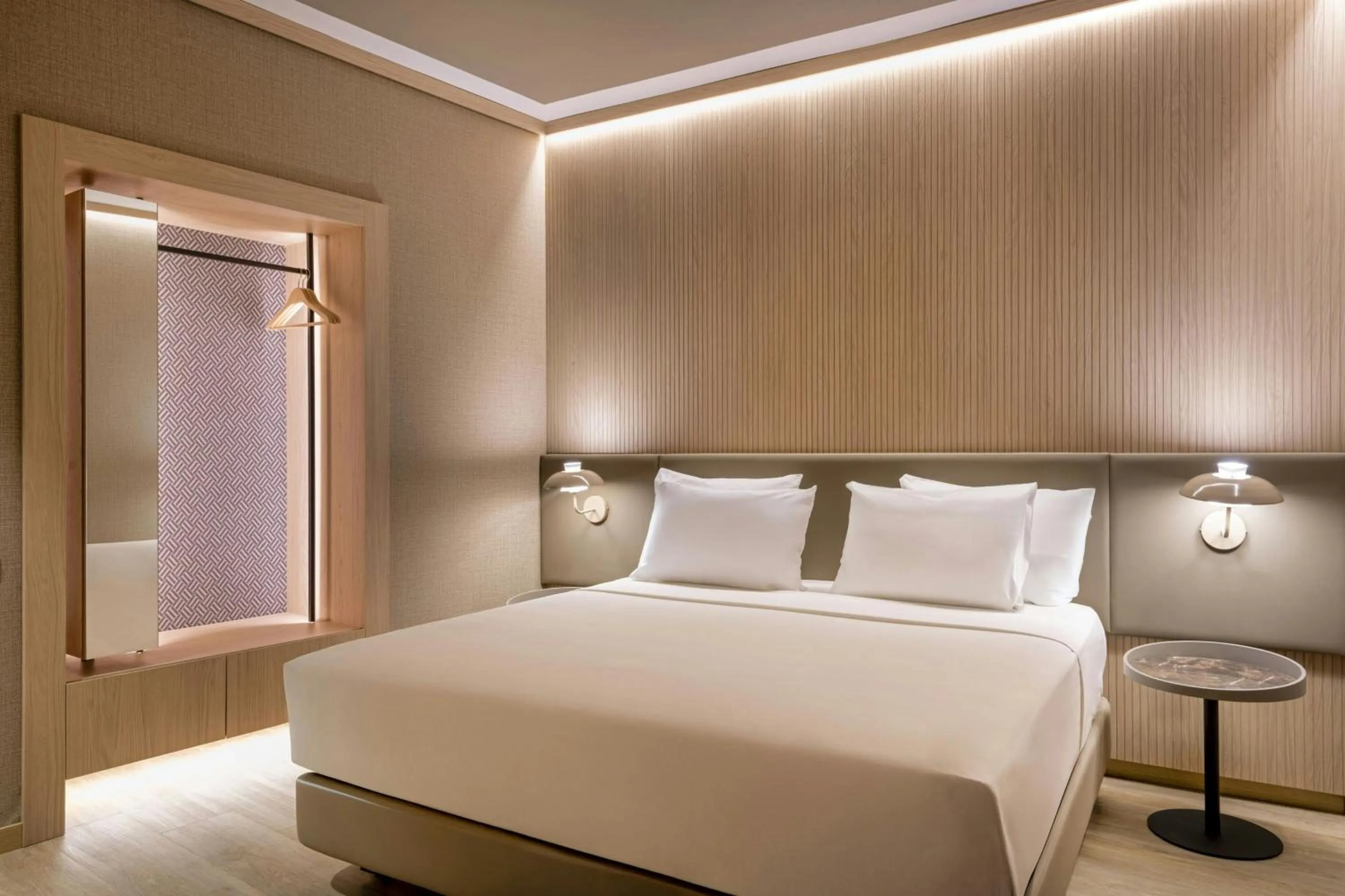 Photo of the whole room, Bed in AC Hotel by Marriott Cartagena