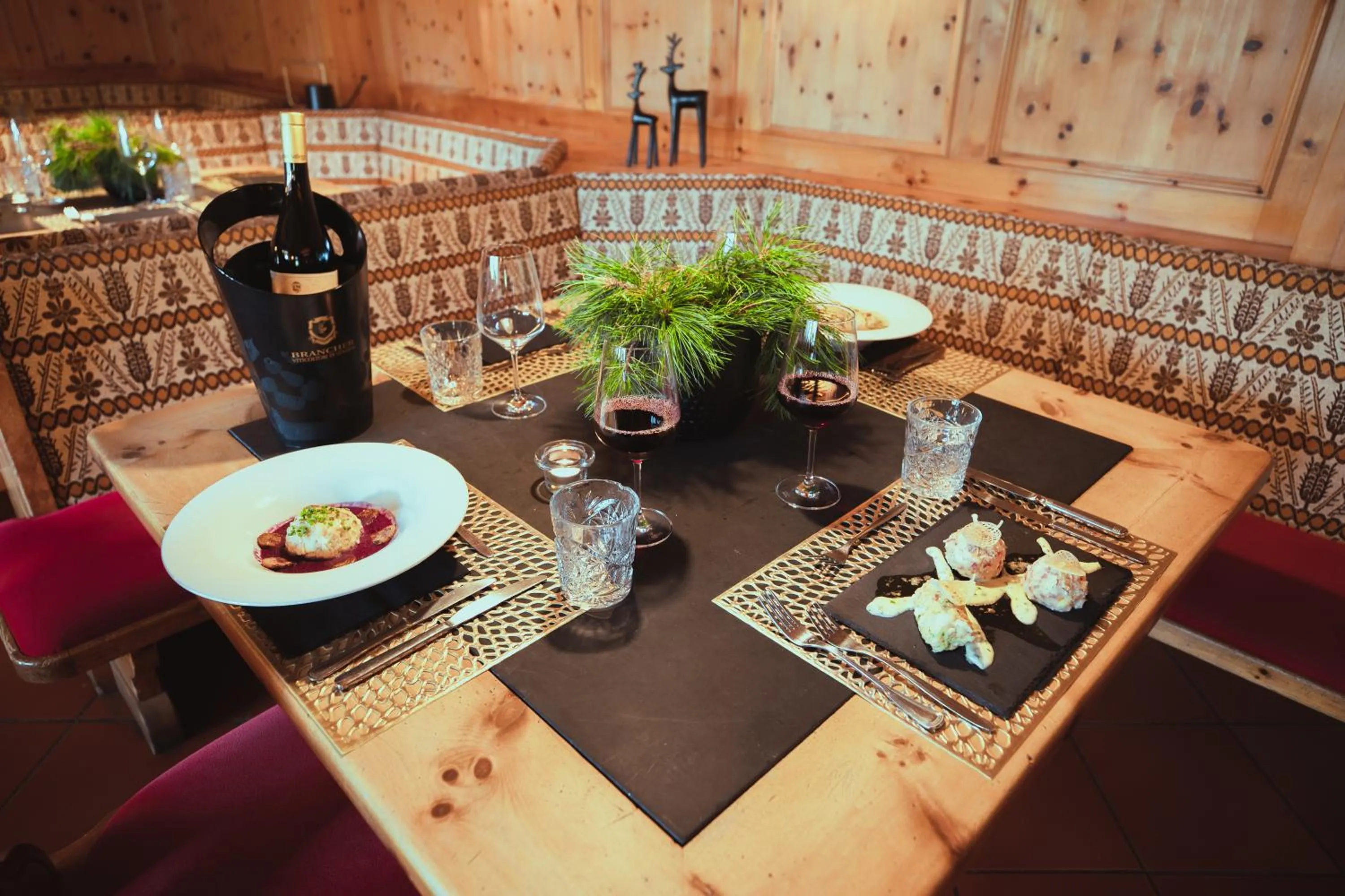 Dinner in PLOSE Parkhotel & Residence