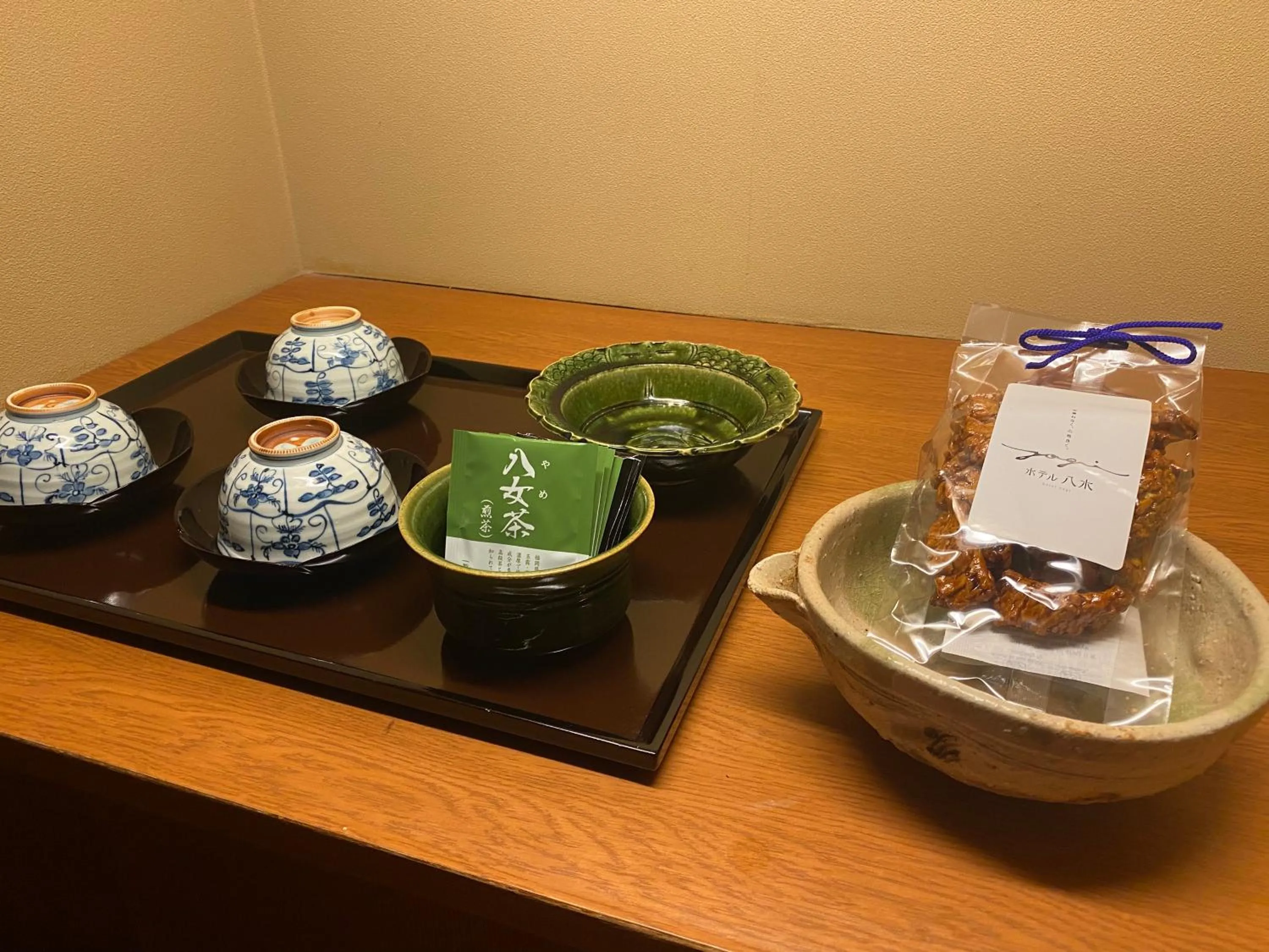 Coffee/tea facilities in Hotel Yagi