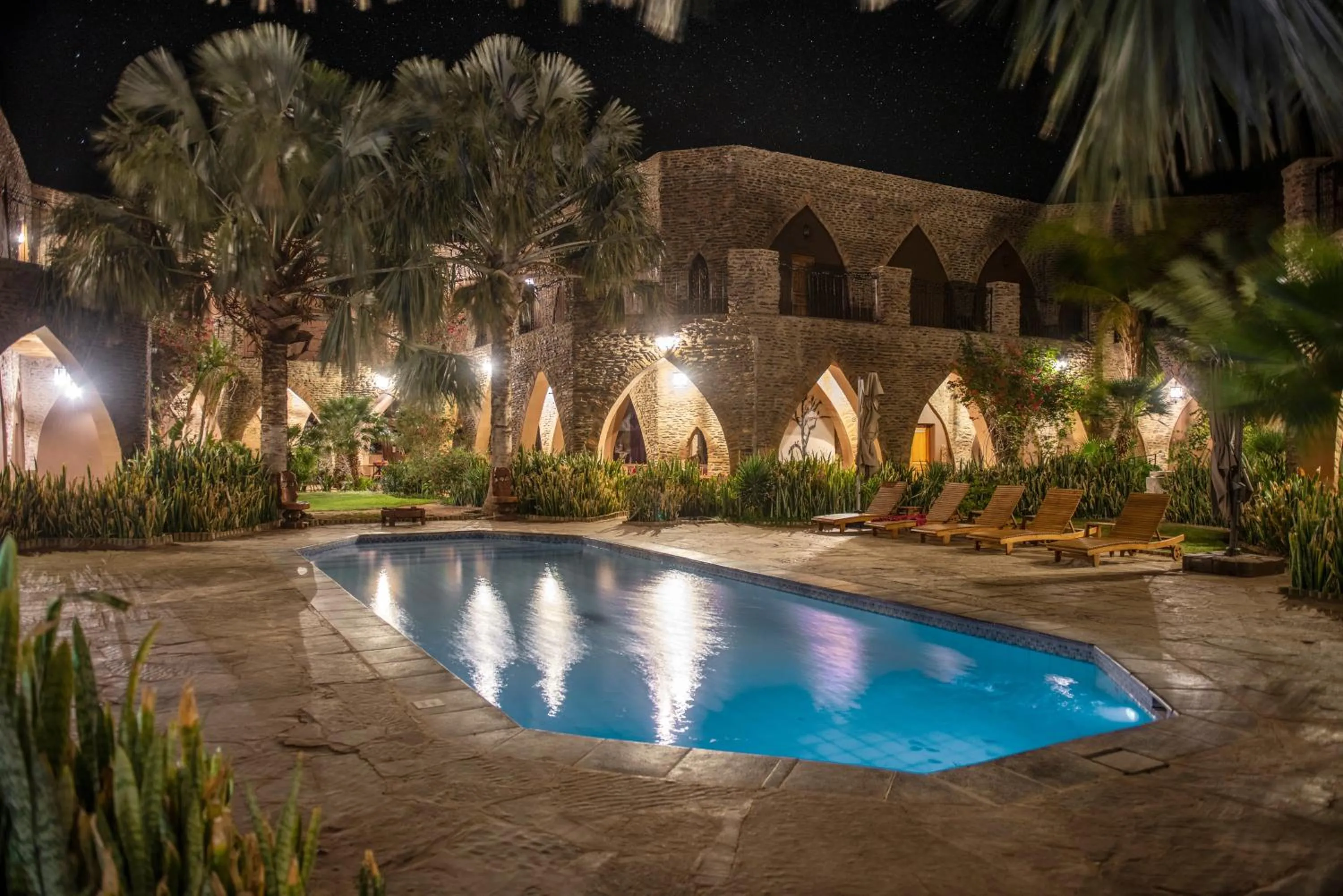 Swimming pool in Le Mirage Resort & Spa