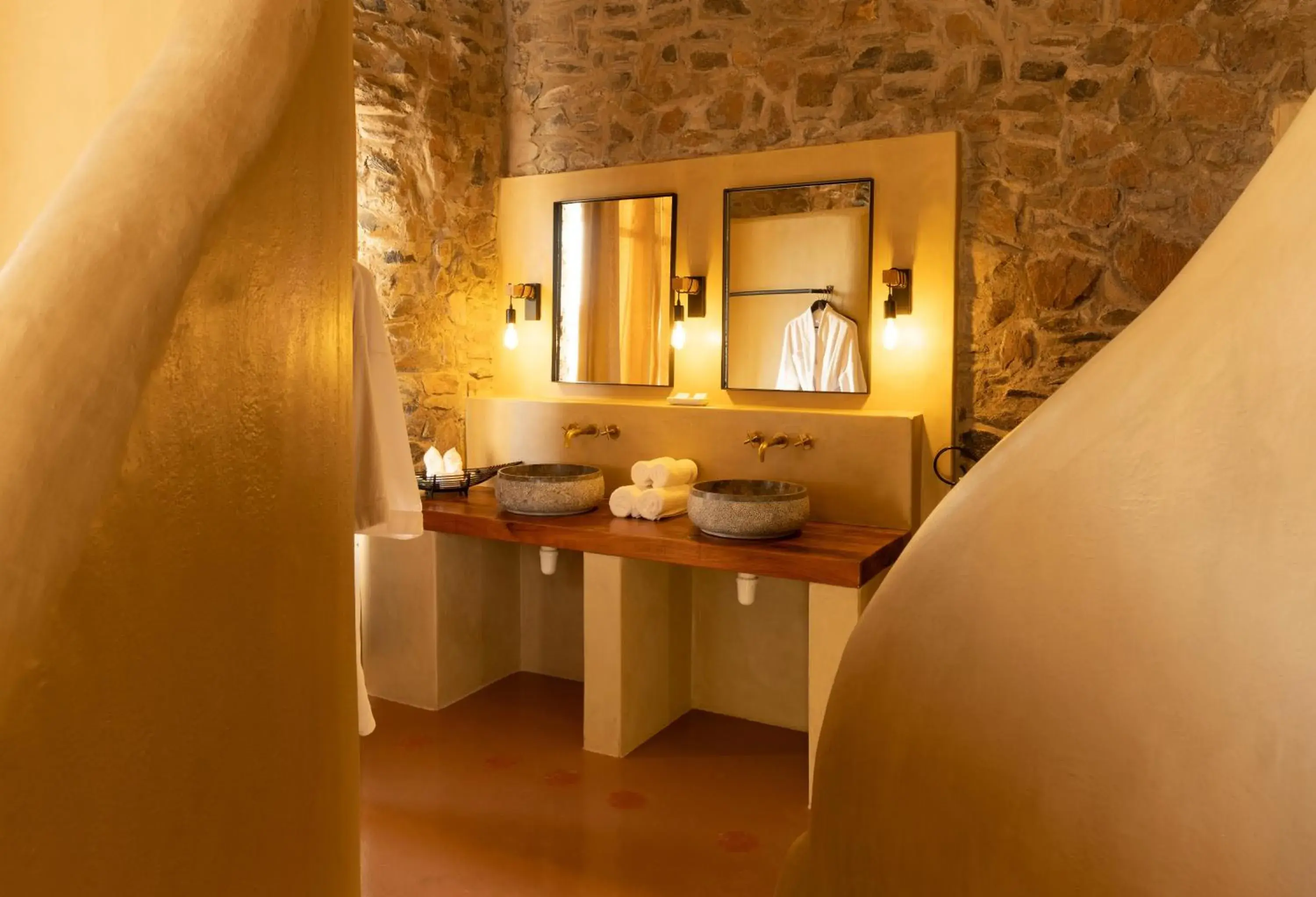 Bathroom in Le Mirage Resort & Spa Bathroom in Le Mirage Resort & Spa