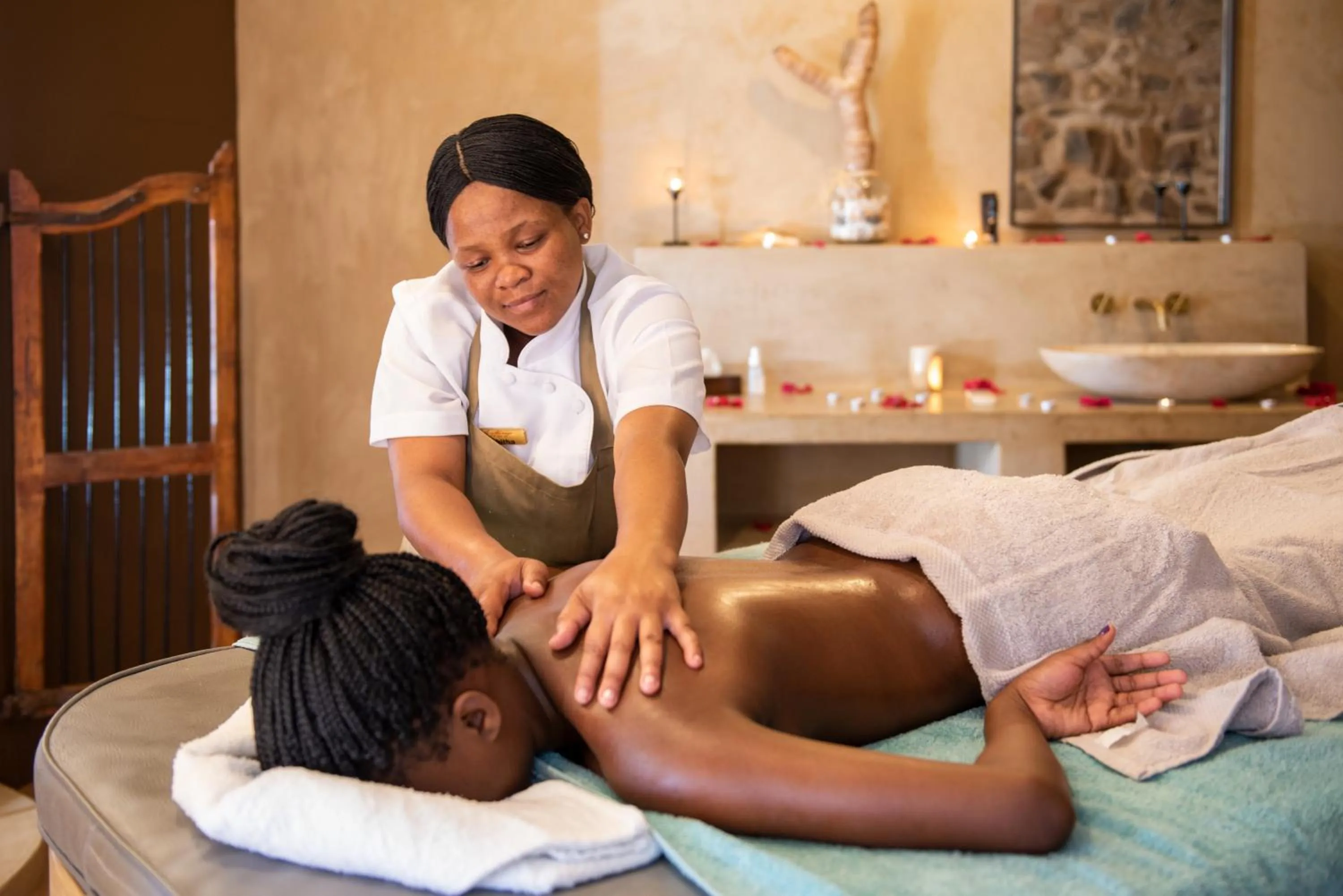 Massage in Le Mirage Resort & Spa