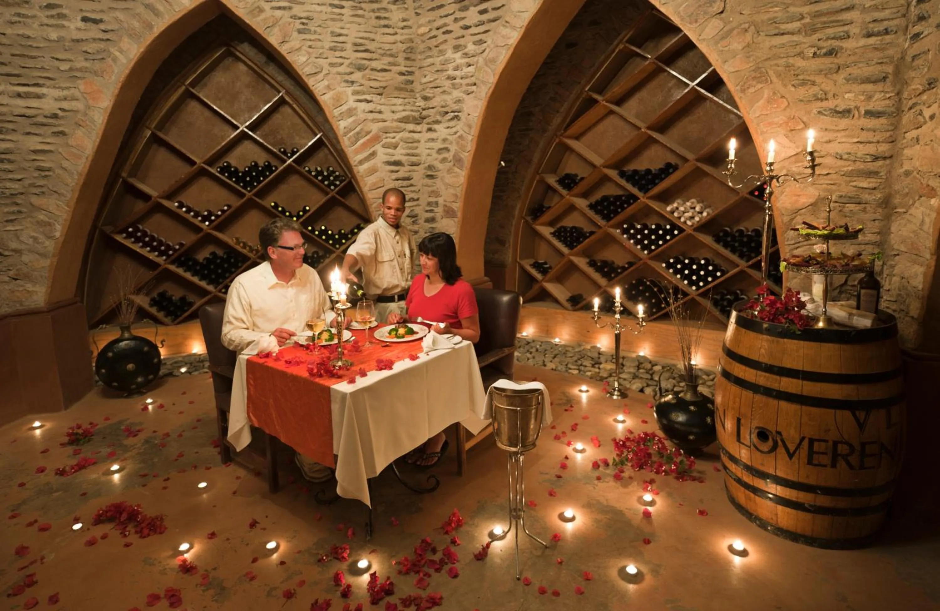 Restaurant/places to eat in Le Mirage Resort & Spa