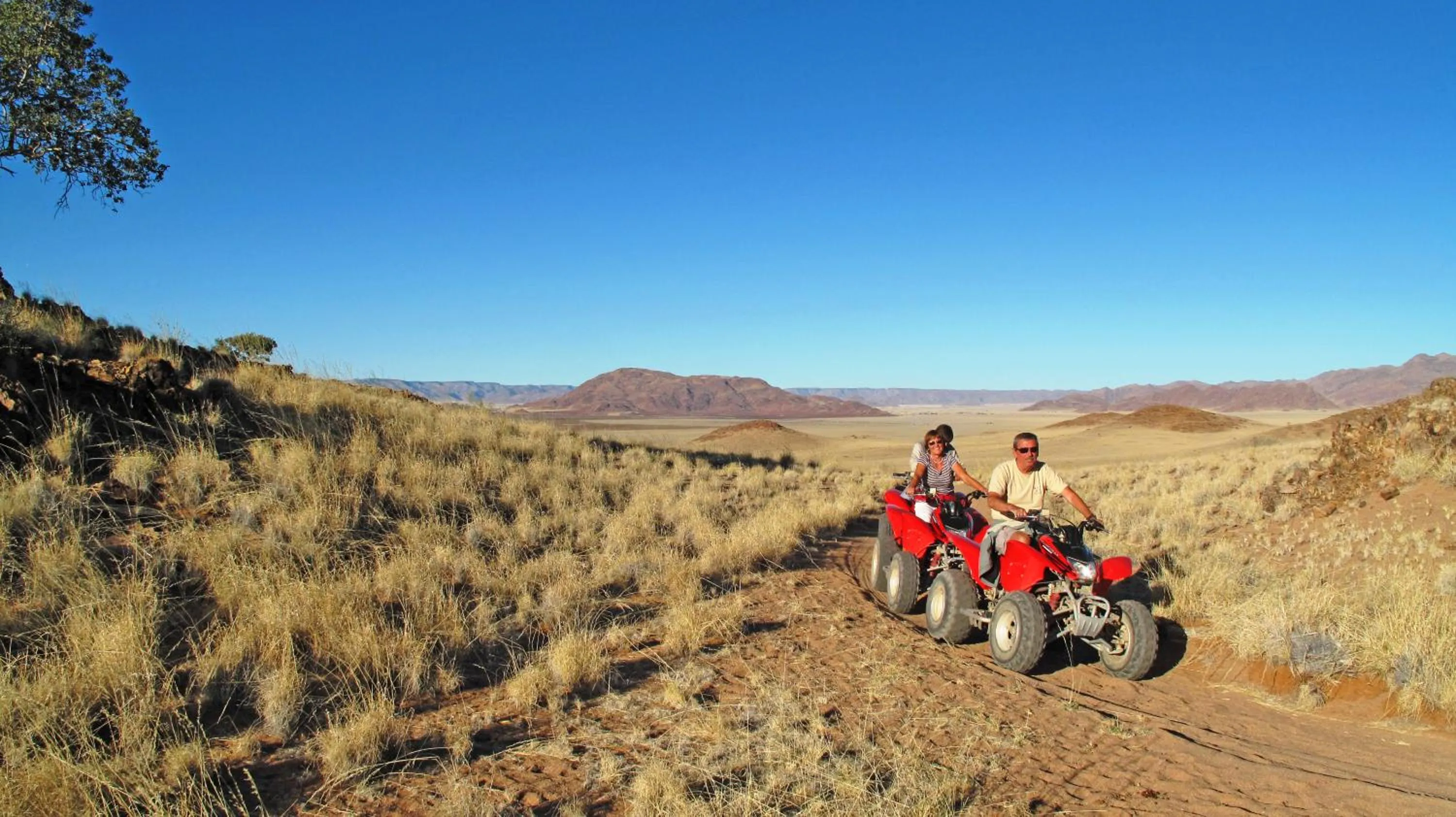 Day in Le Mirage Resort & Spa