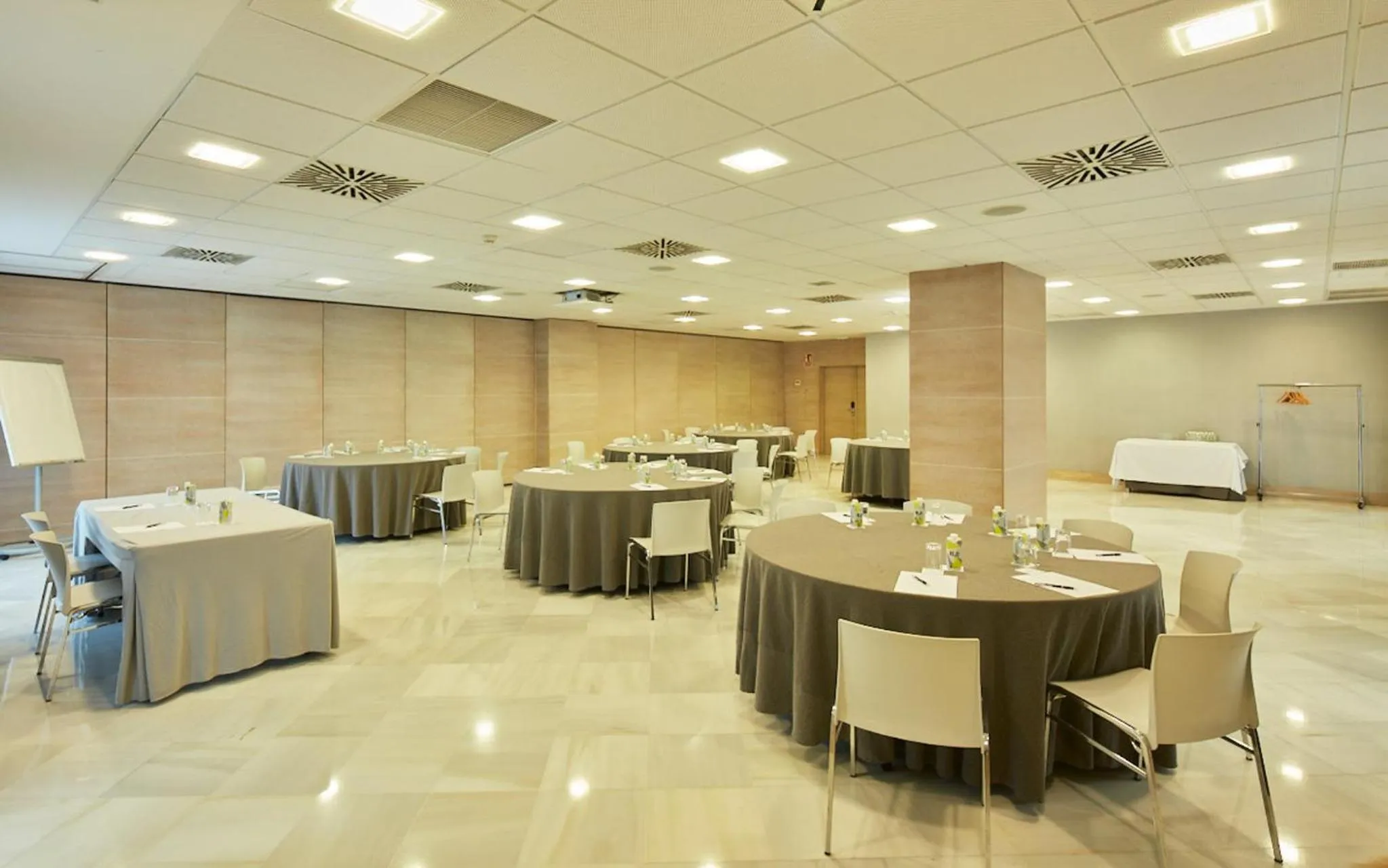 Meeting/conference room in Sercotel Amistad Murcia