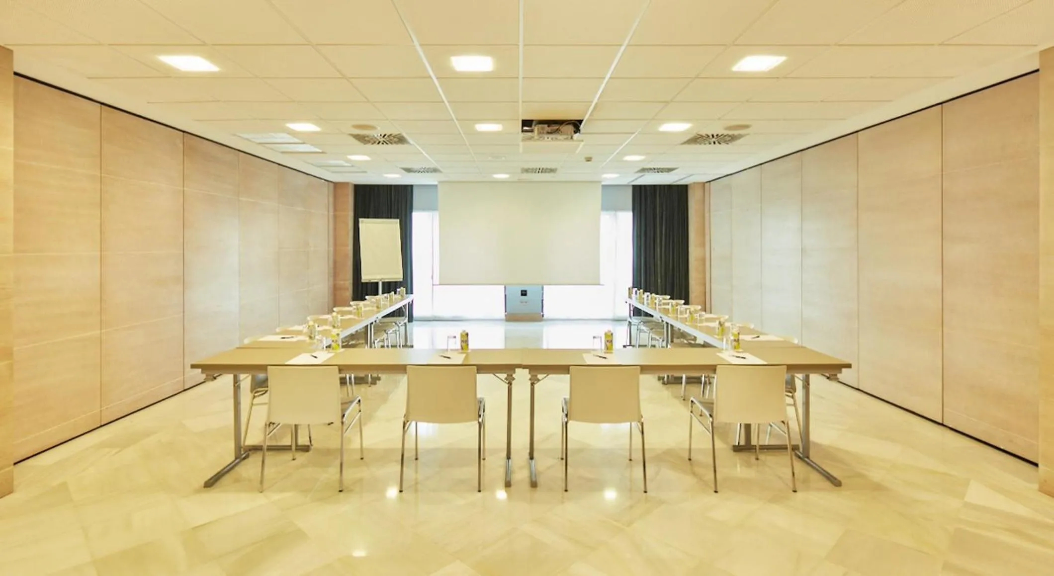 Meeting/conference room in Sercotel Amistad Murcia