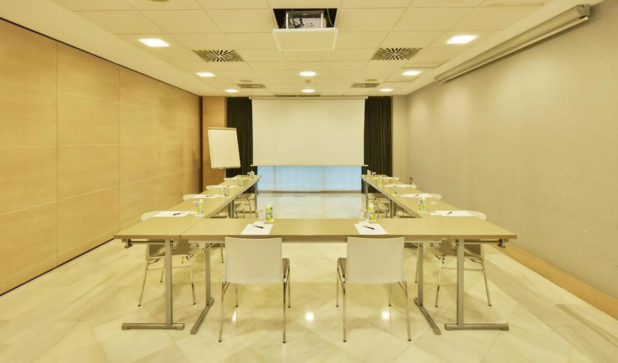 Meeting/conference room in Sercotel Amistad Murcia