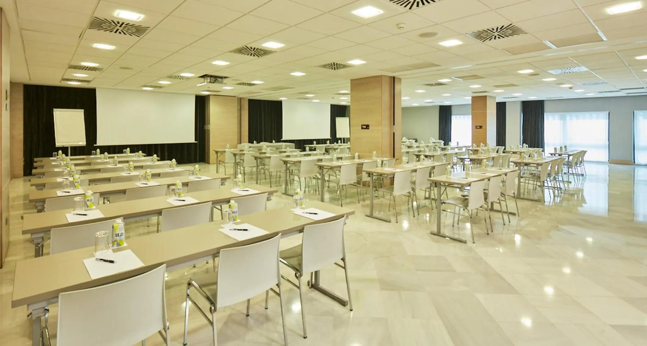 Meeting/conference room in Sercotel Amistad Murcia