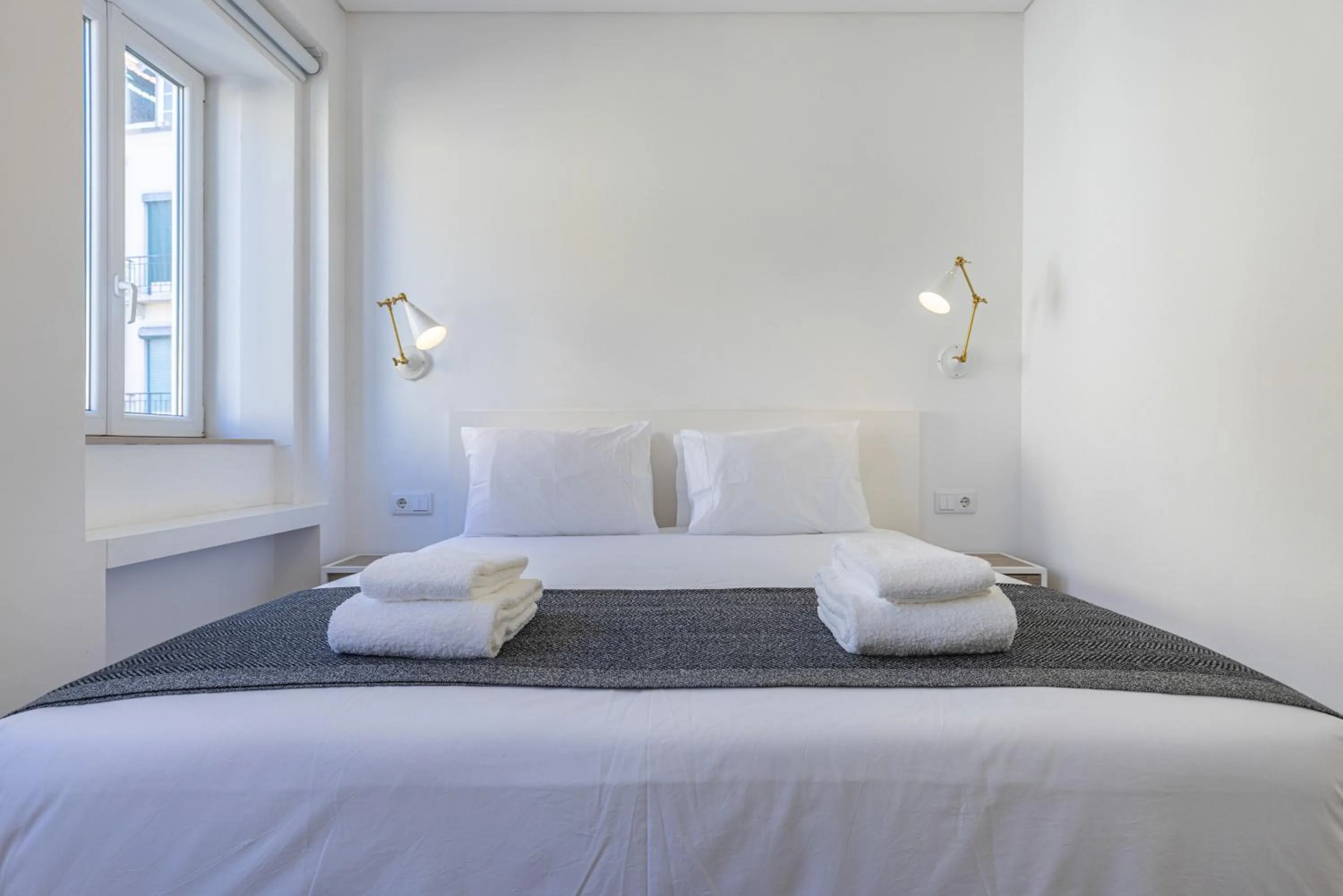 Bedroom, Bed in Garcia 28 by LovelyStay