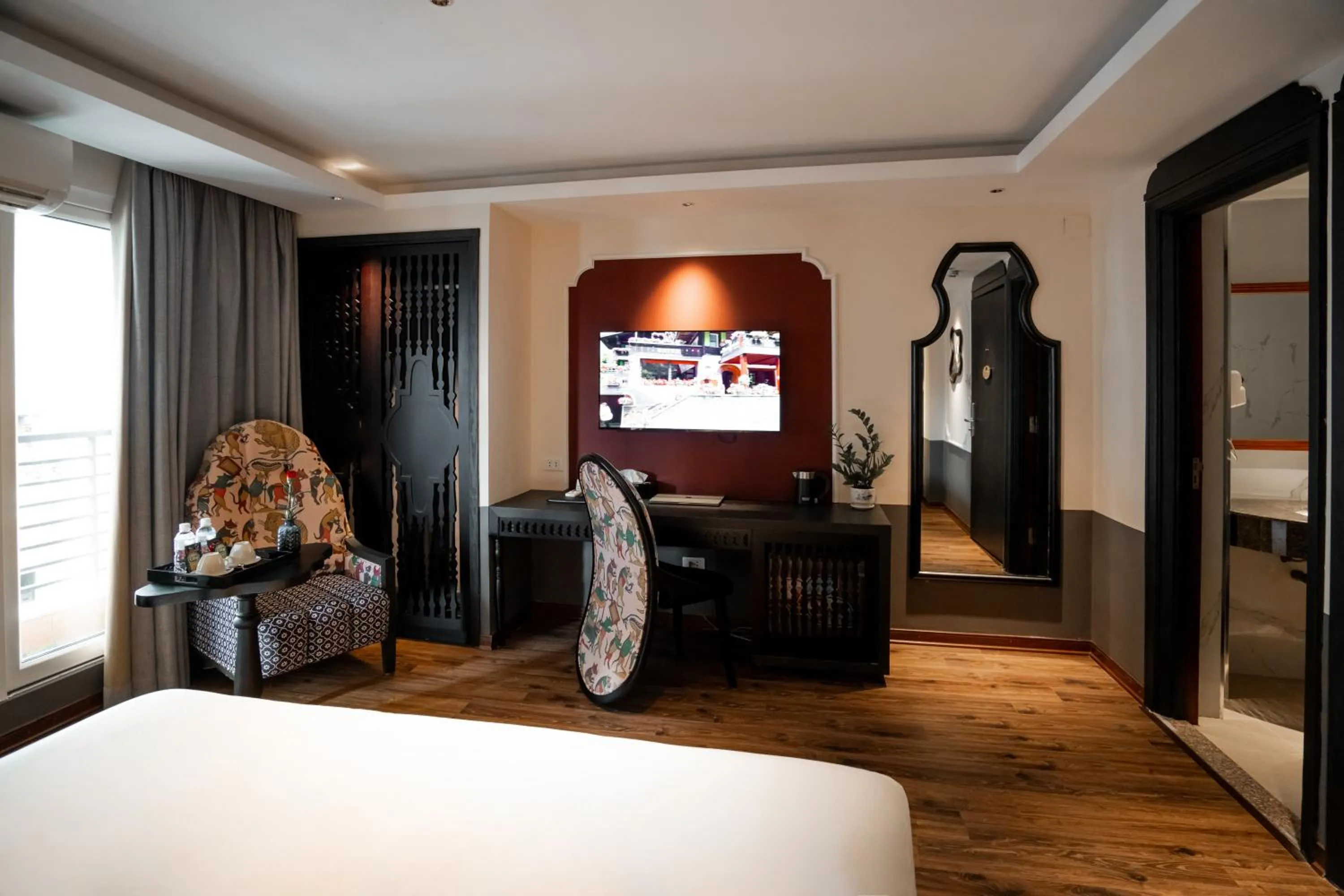 Bed in Hanoi Center Silk Classic Hotel & Travel