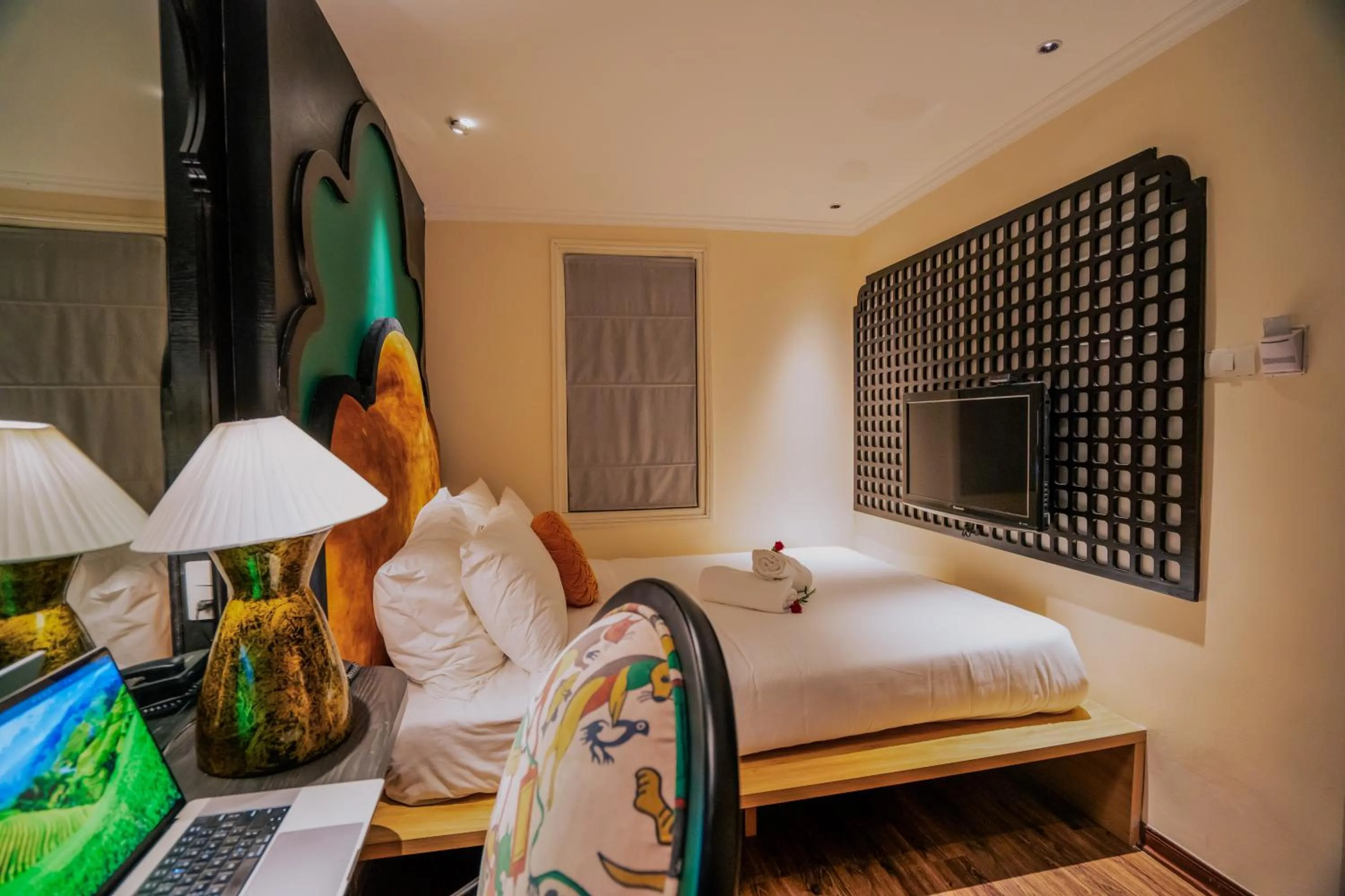 Bed in Hanoi Center Silk Classic Hotel & Travel