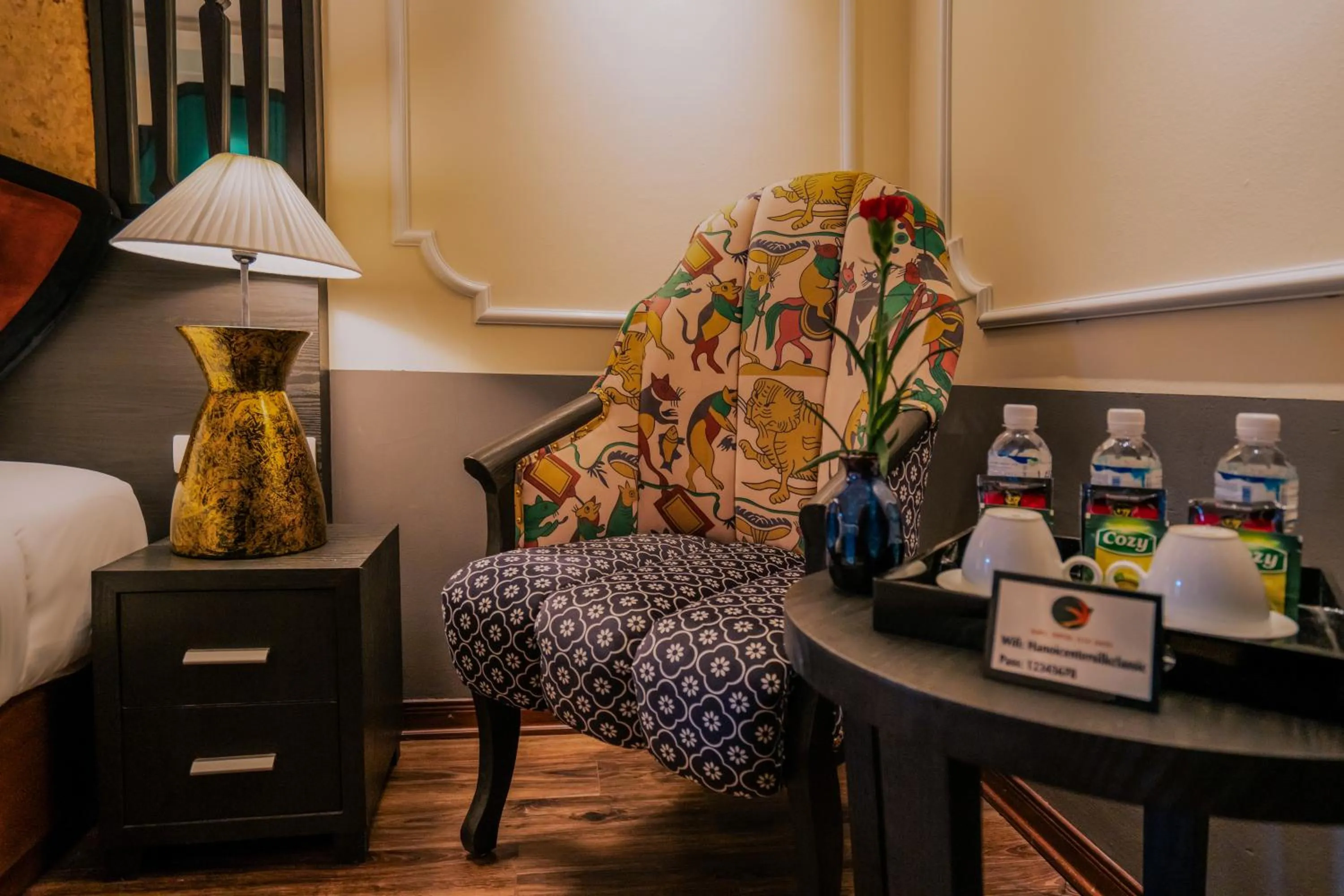 Seating area, Bed in Hanoi Center Silk Classic Hotel & Travel