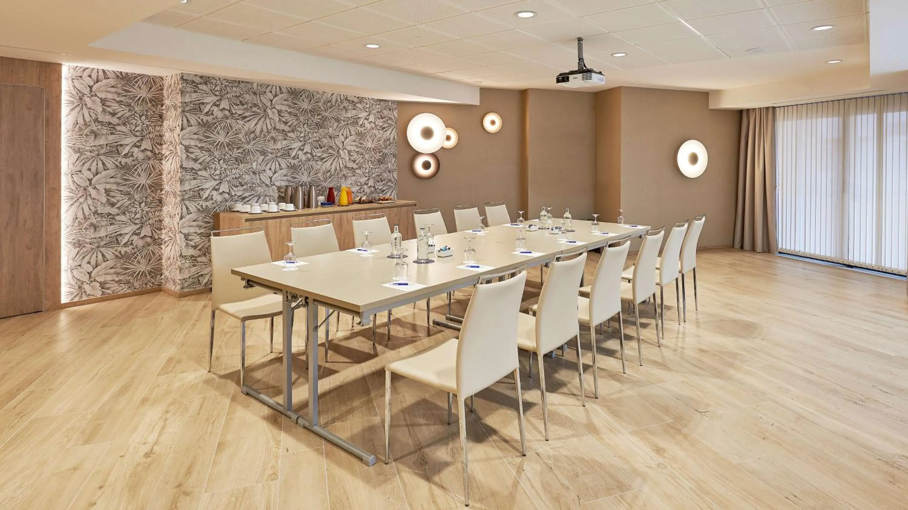 On site in NH Imperial Playa