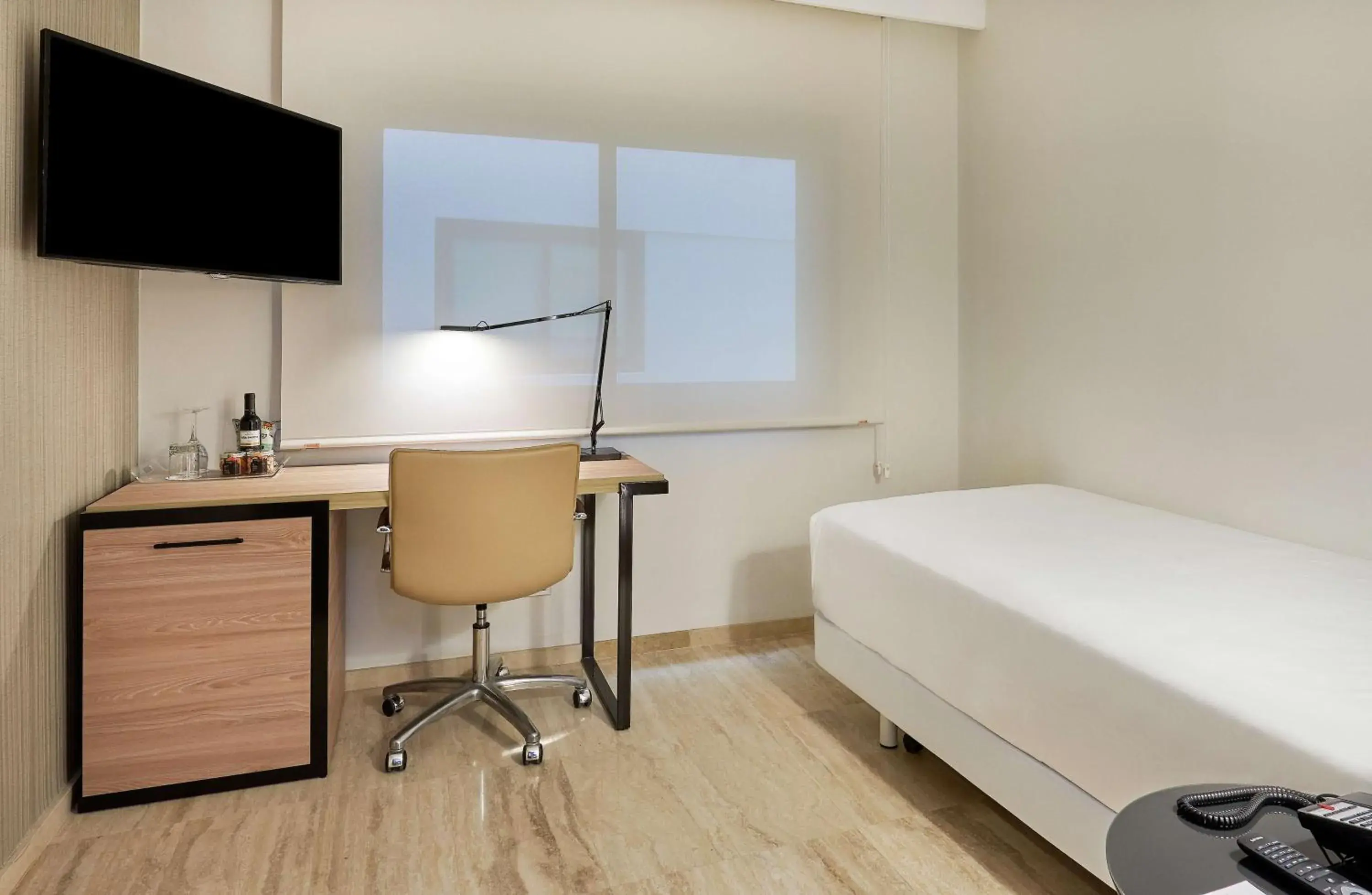 Photo of the whole room, Bed in NH Imperial Playa Photo of the whole room, Bed in NH Imperial Playa