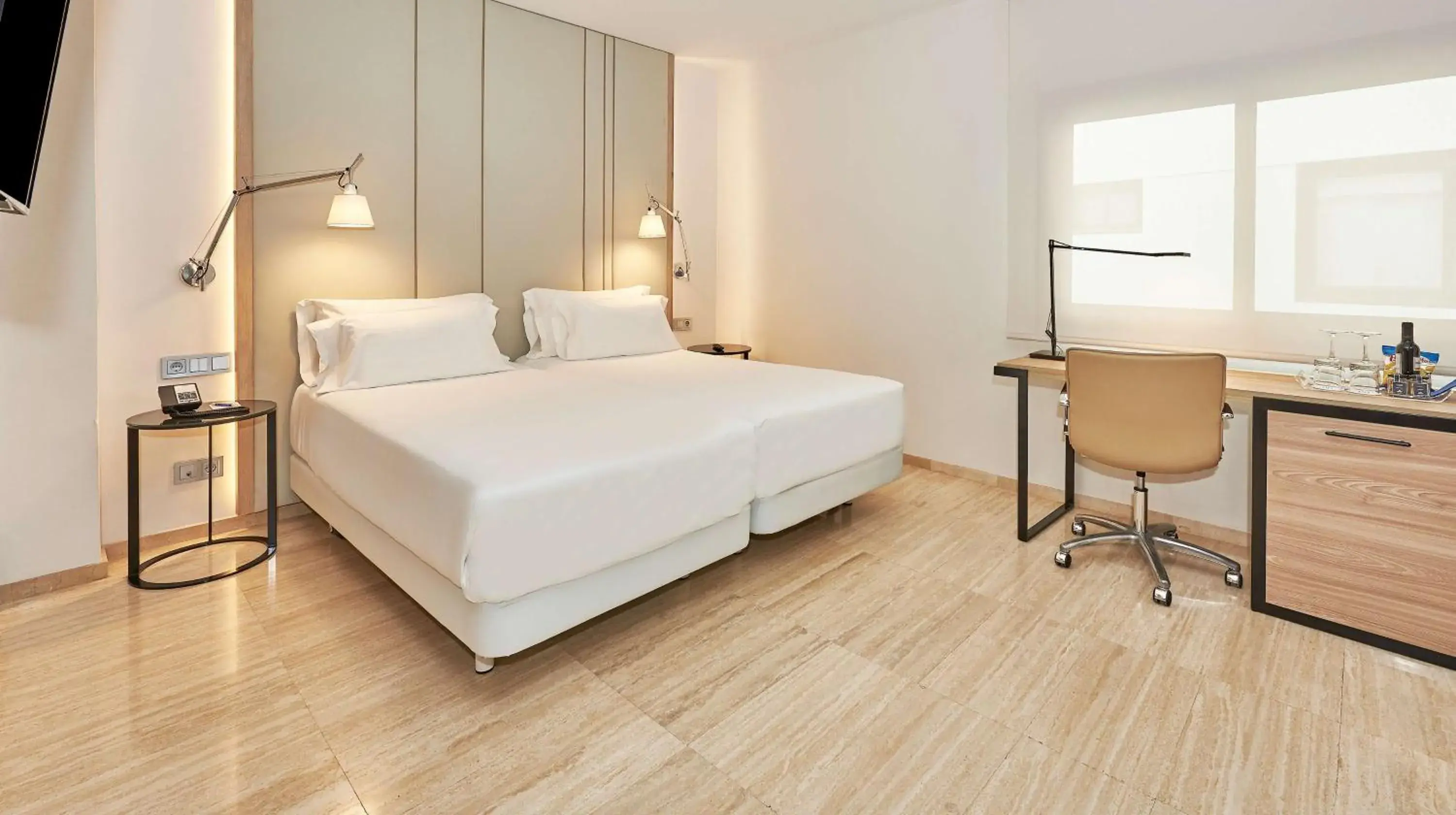 Photo of the whole room, Bed in NH Imperial Playa Photo of the whole room, Bed in NH Imperial Playa