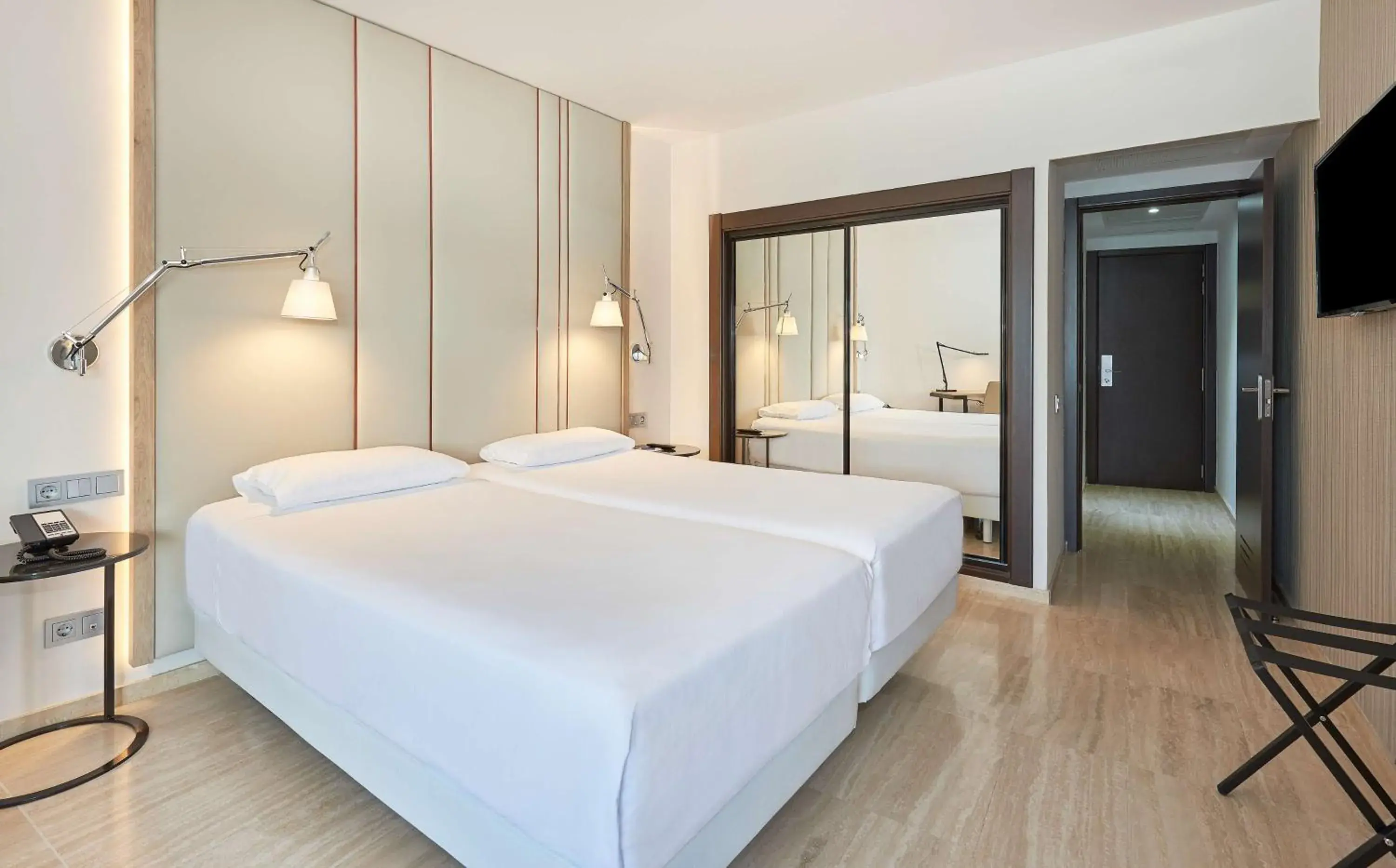 Photo of the whole room, Bed in NH Imperial Playa Photo of the whole room, Bed in NH Imperial Playa