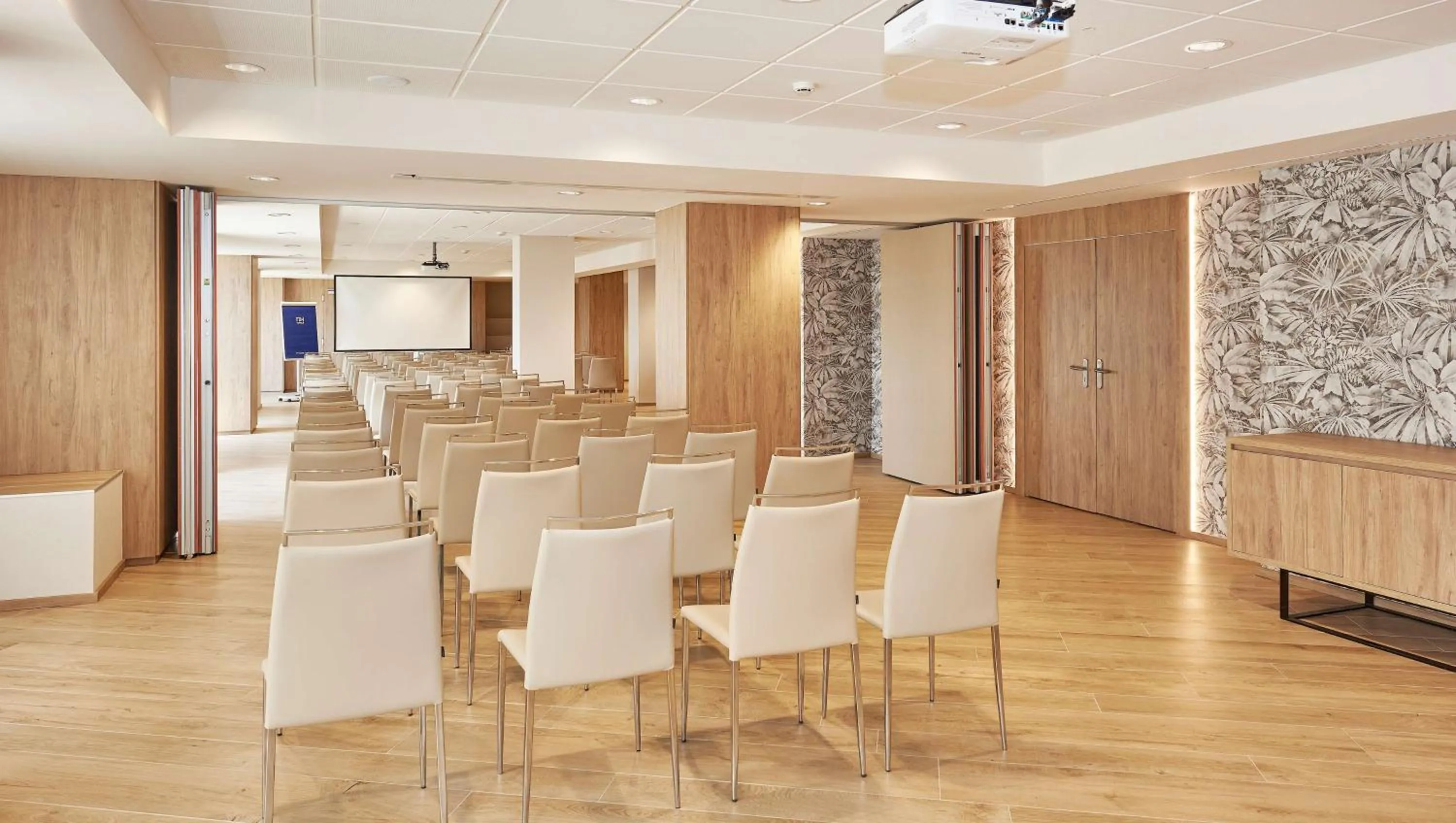 On site in NH Imperial Playa