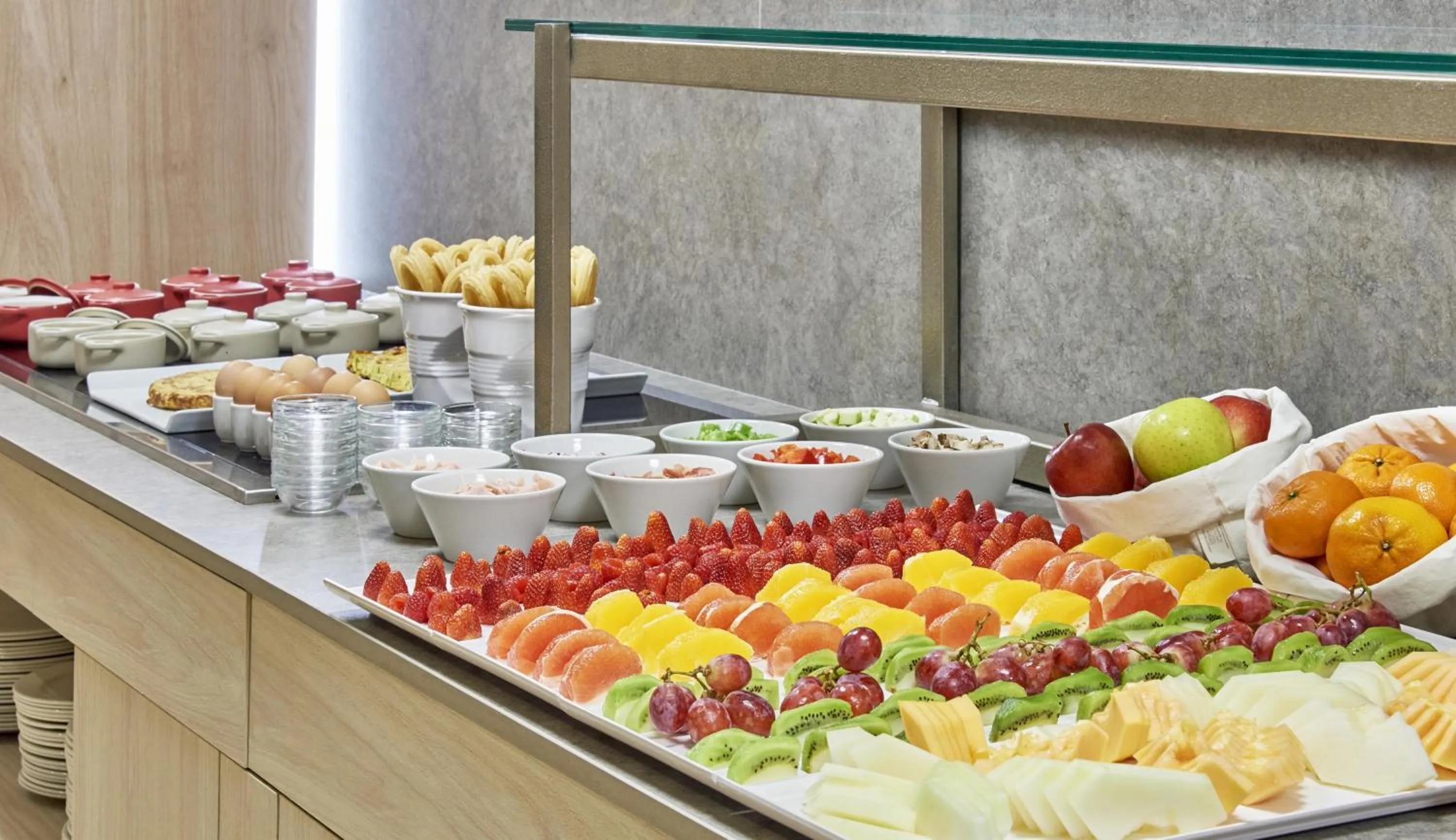 Food and drinks in NH Las Palmas Playa las Canteras